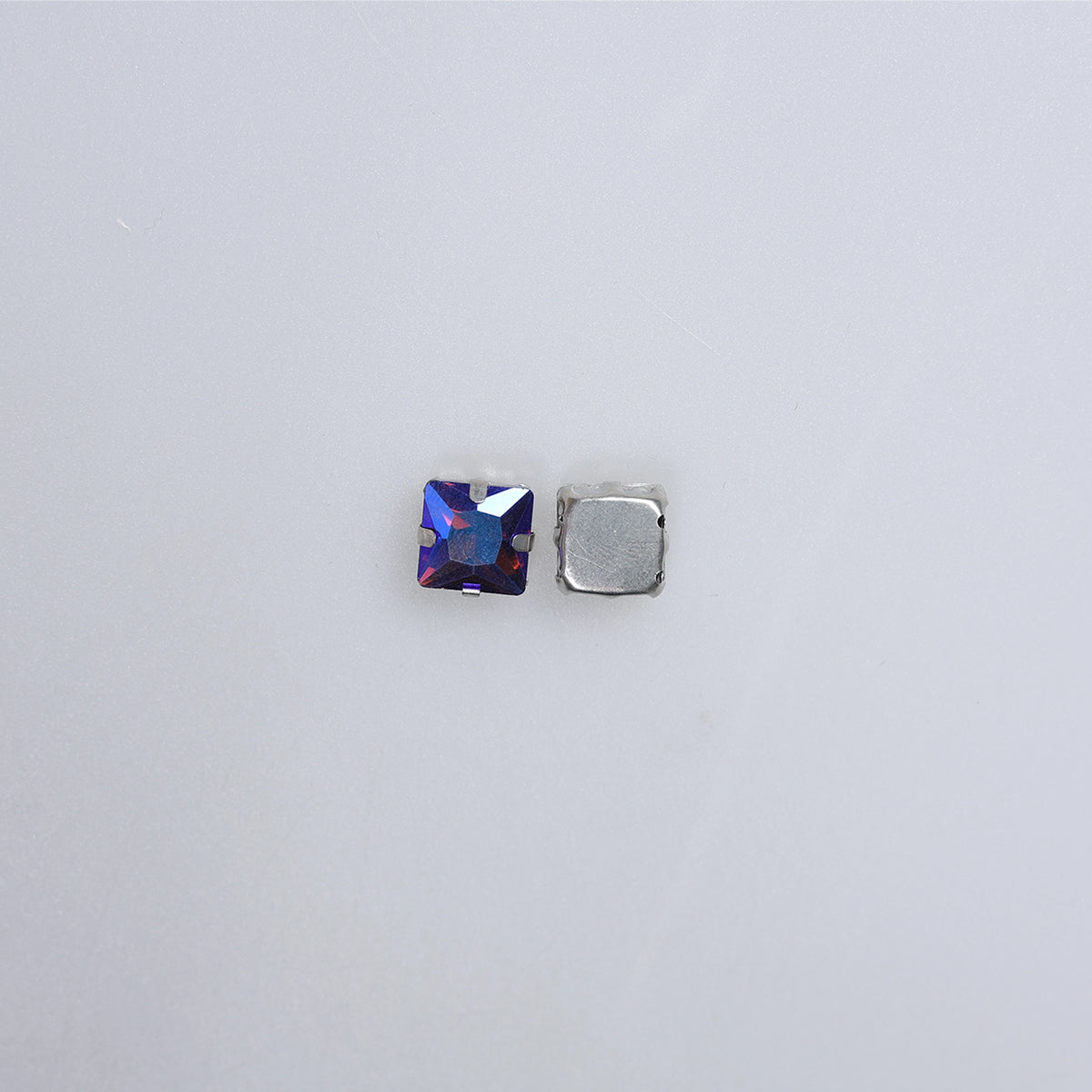 Piatră pentru cusut tip lacrimă 1x1 cm - Ahura