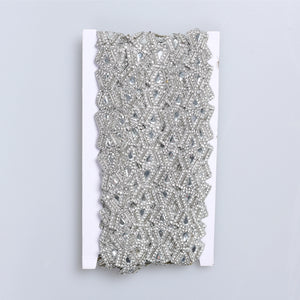 Aplicatii cu strasuri M359 - Ahura