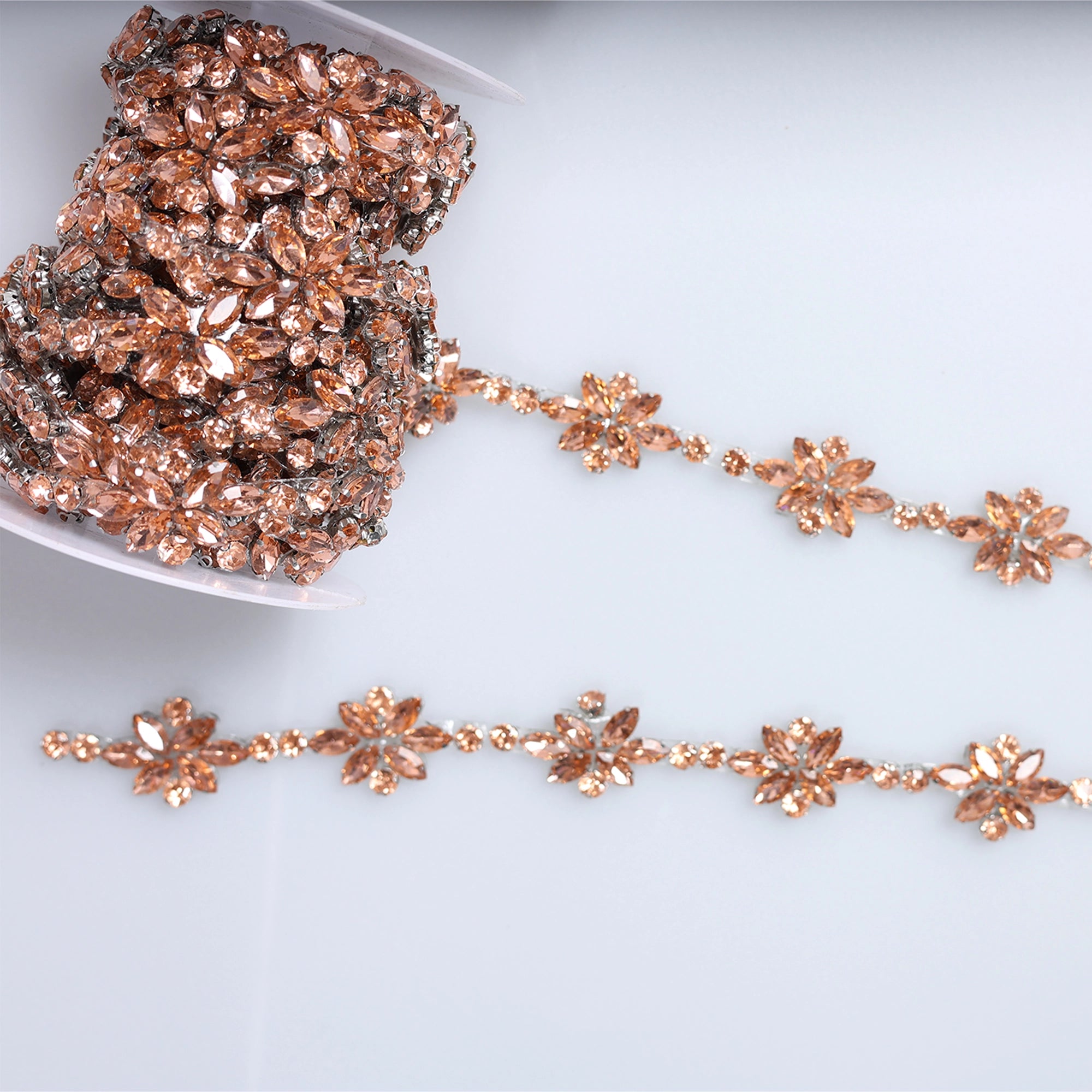 Banda cu strasuri M15 - Ahura