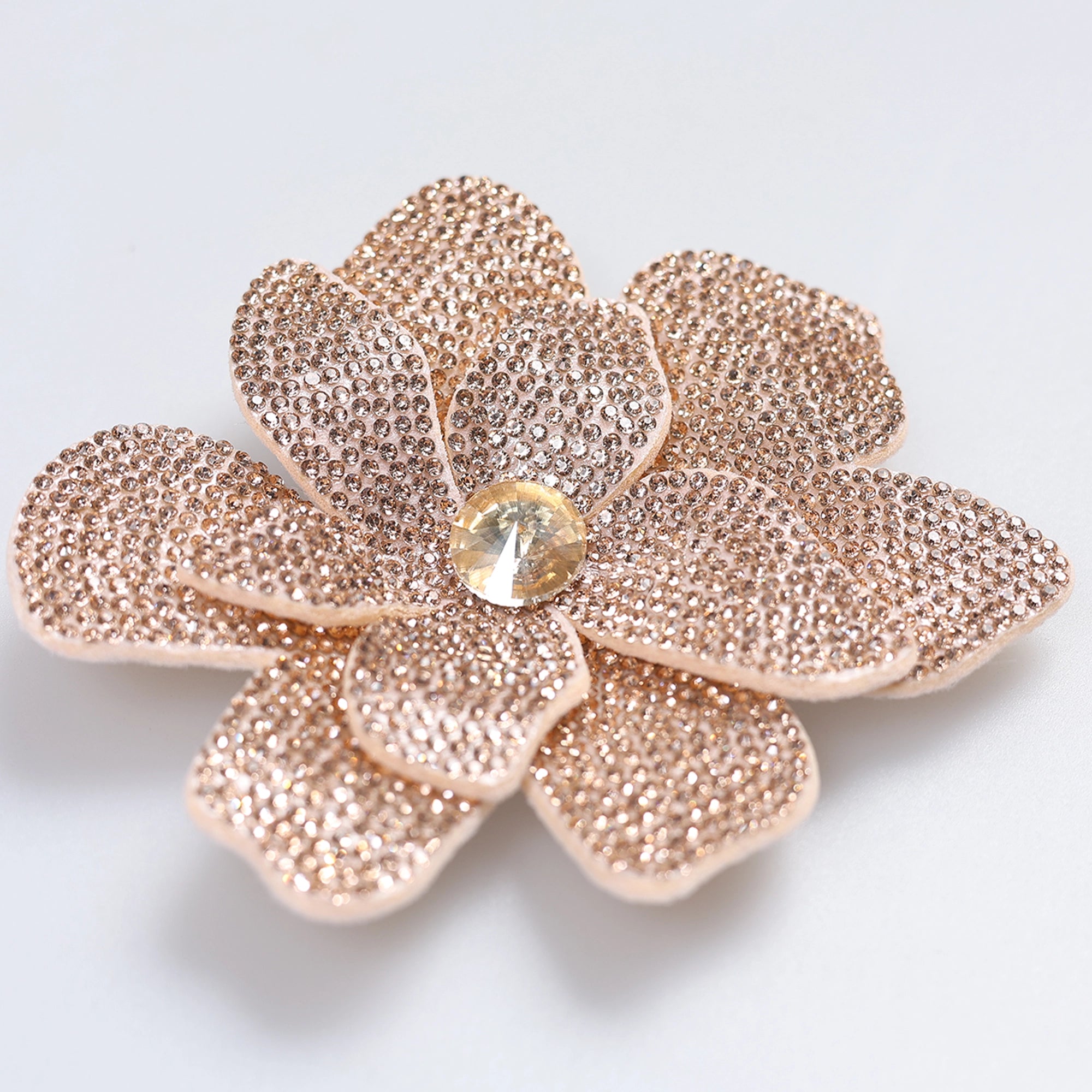 Floare Decorativa Aplicabila cu Strasuri\Cristale Dimensiune: 11 x 11 cm - Ahura