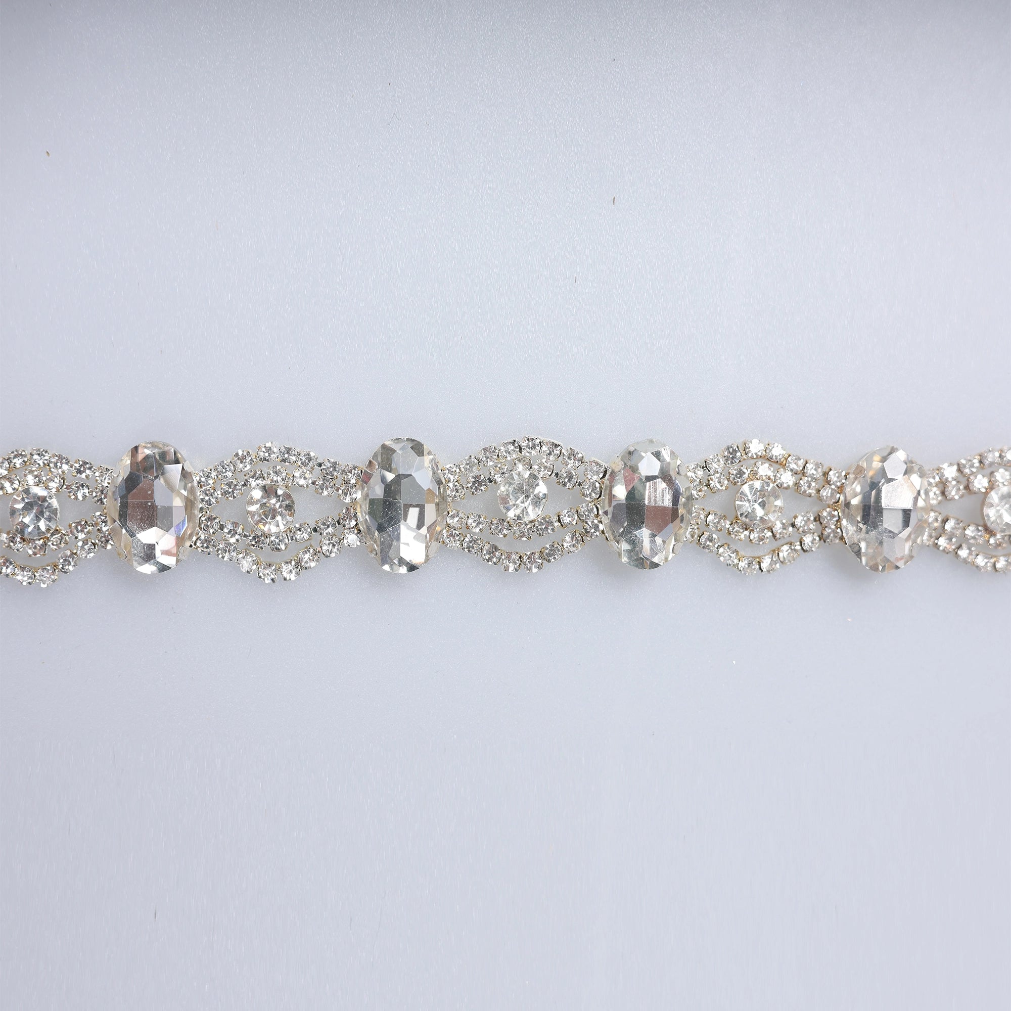 Banda cu strasuri M80 - Ahura