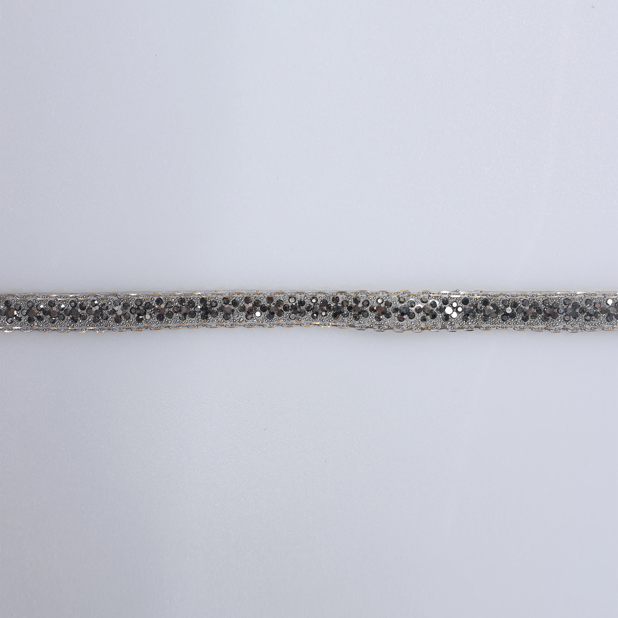 Aplicatii cu strasuri M420 - Ahura