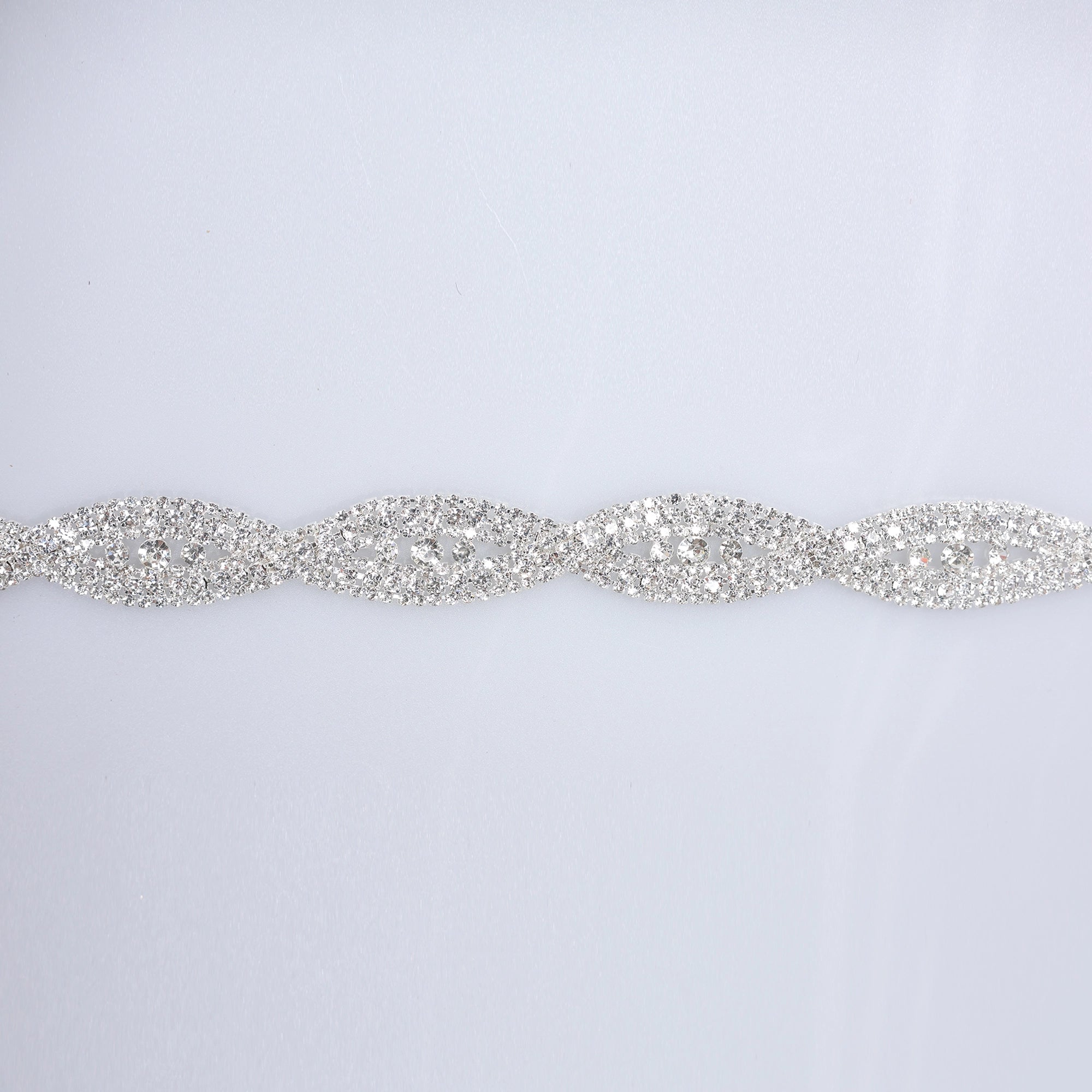 Banda cu strasuri M142 - Ahura