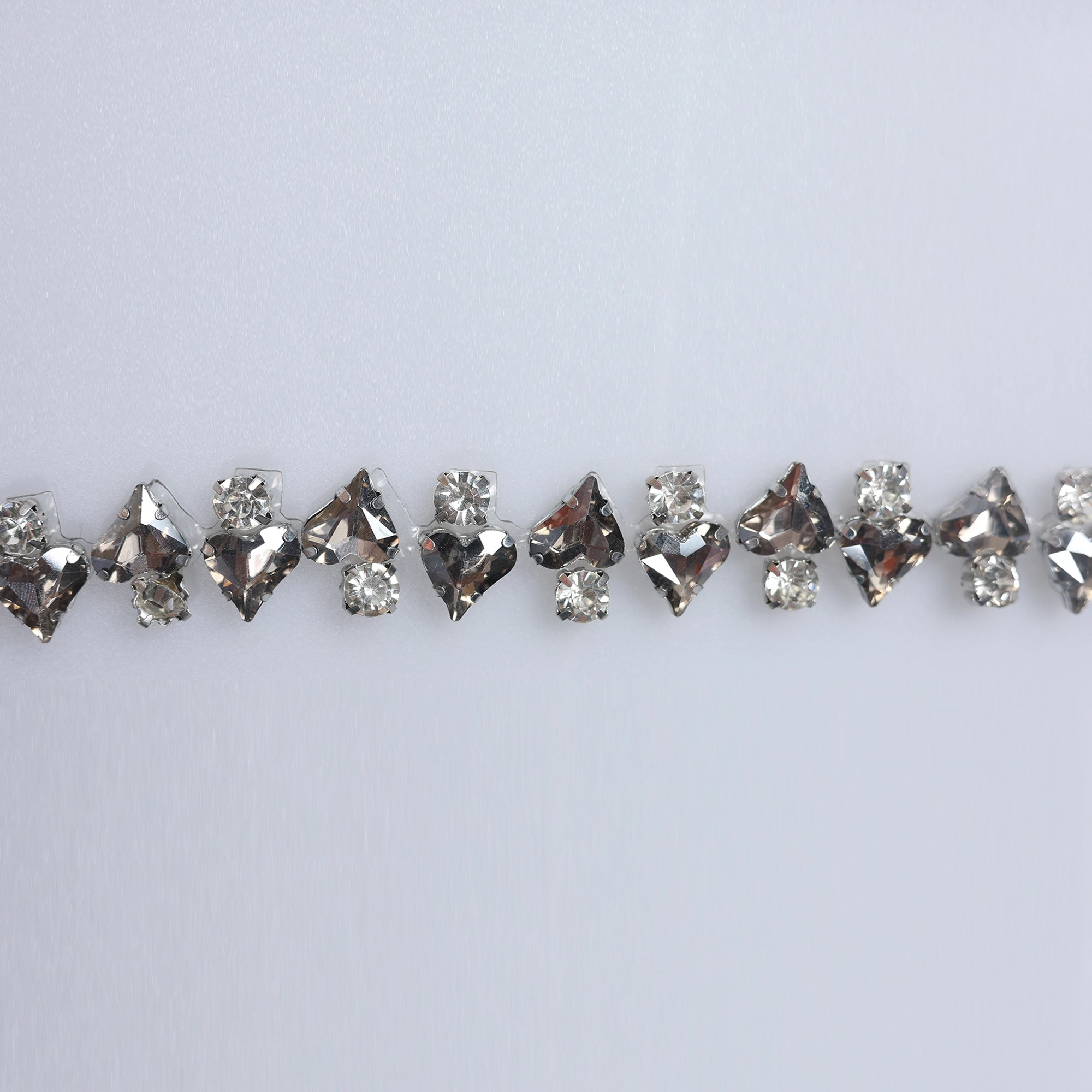 Banda cu strasuri M51 - Ahura