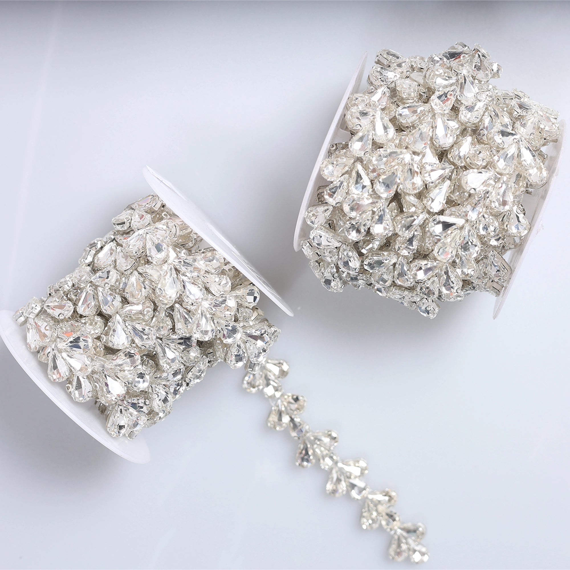 Banda cu strasuri M52 - Ahura