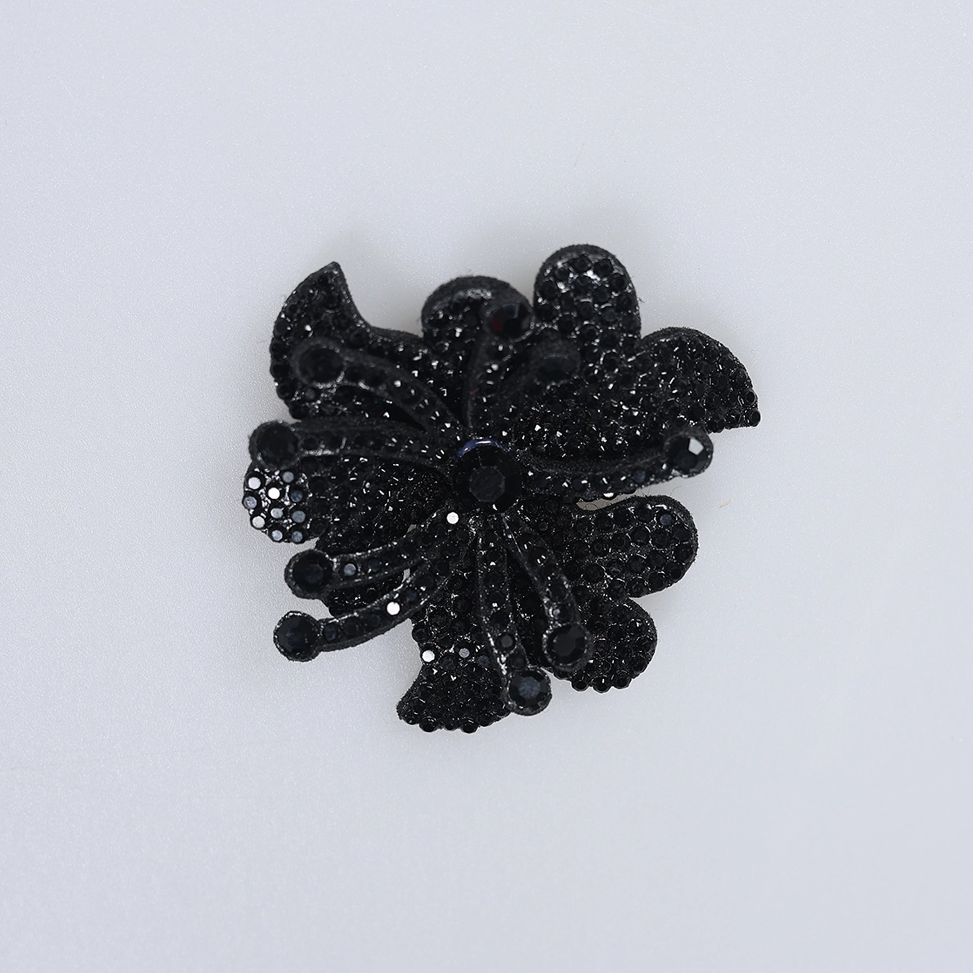 Floare Decorativa Aplicabila cu Strasuri\Cristale Dimensiune: 5 x 5 cm