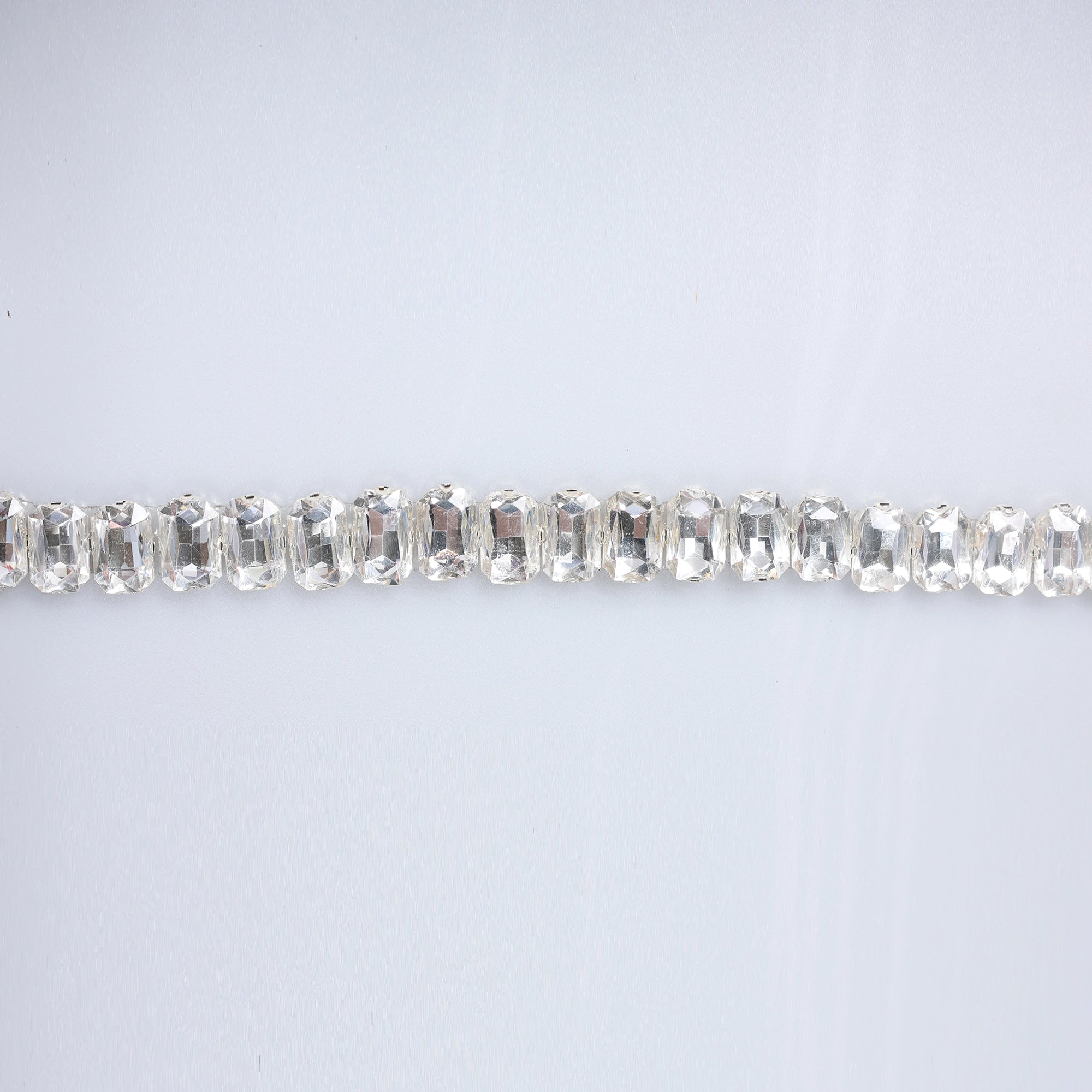 Banda cu strasuri M85 - Ahura