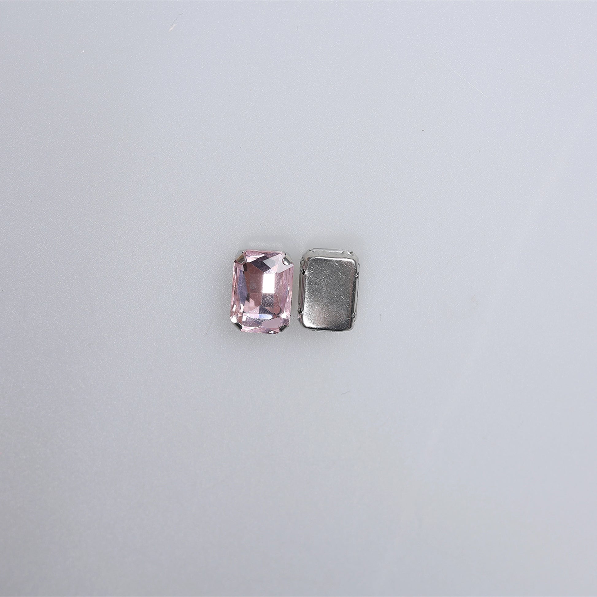 Piatră pentru cusut tip lacrimă 1x1.4 cm - Ahura