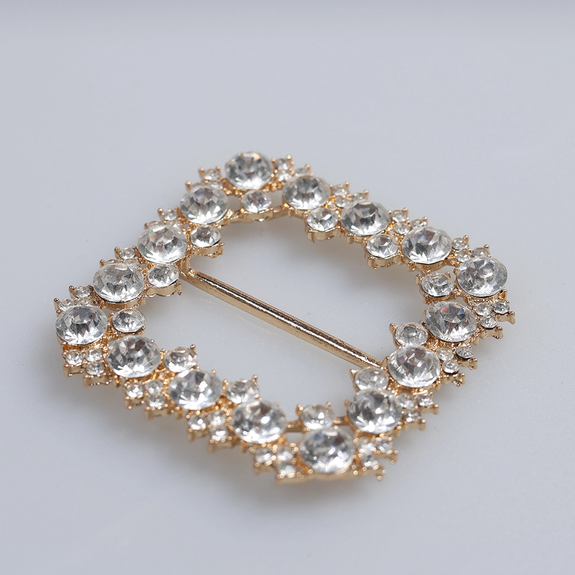 Catarame cu strasuri M68 - Ahura