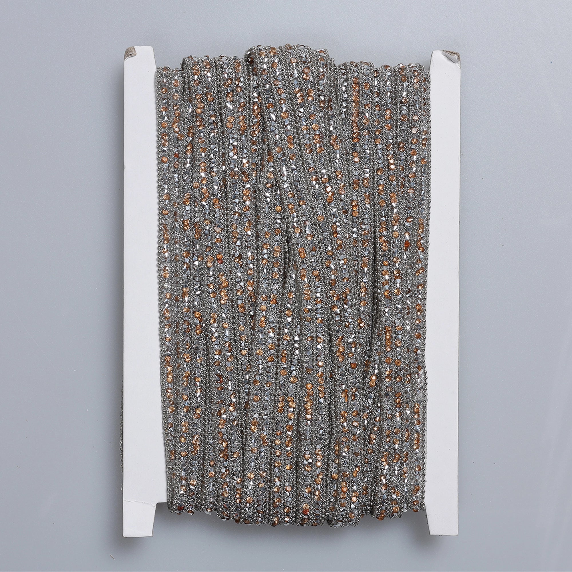 Aplicatii cu strasuri M512 - Ahura