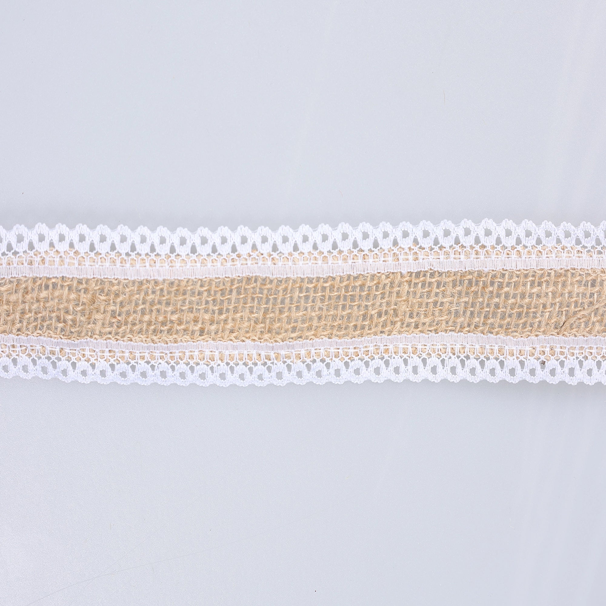Banda din Iuta cu Dantela 3.5cm Rola 9m M1 - Ahura