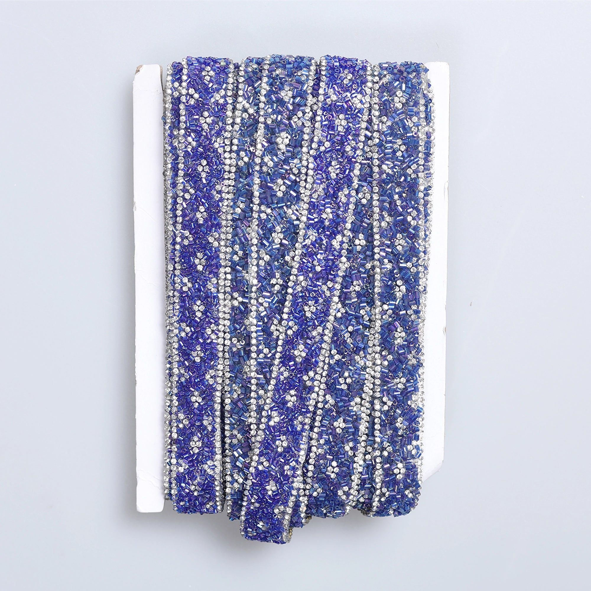 Aplicatii cu strasuri M434 - Ahura