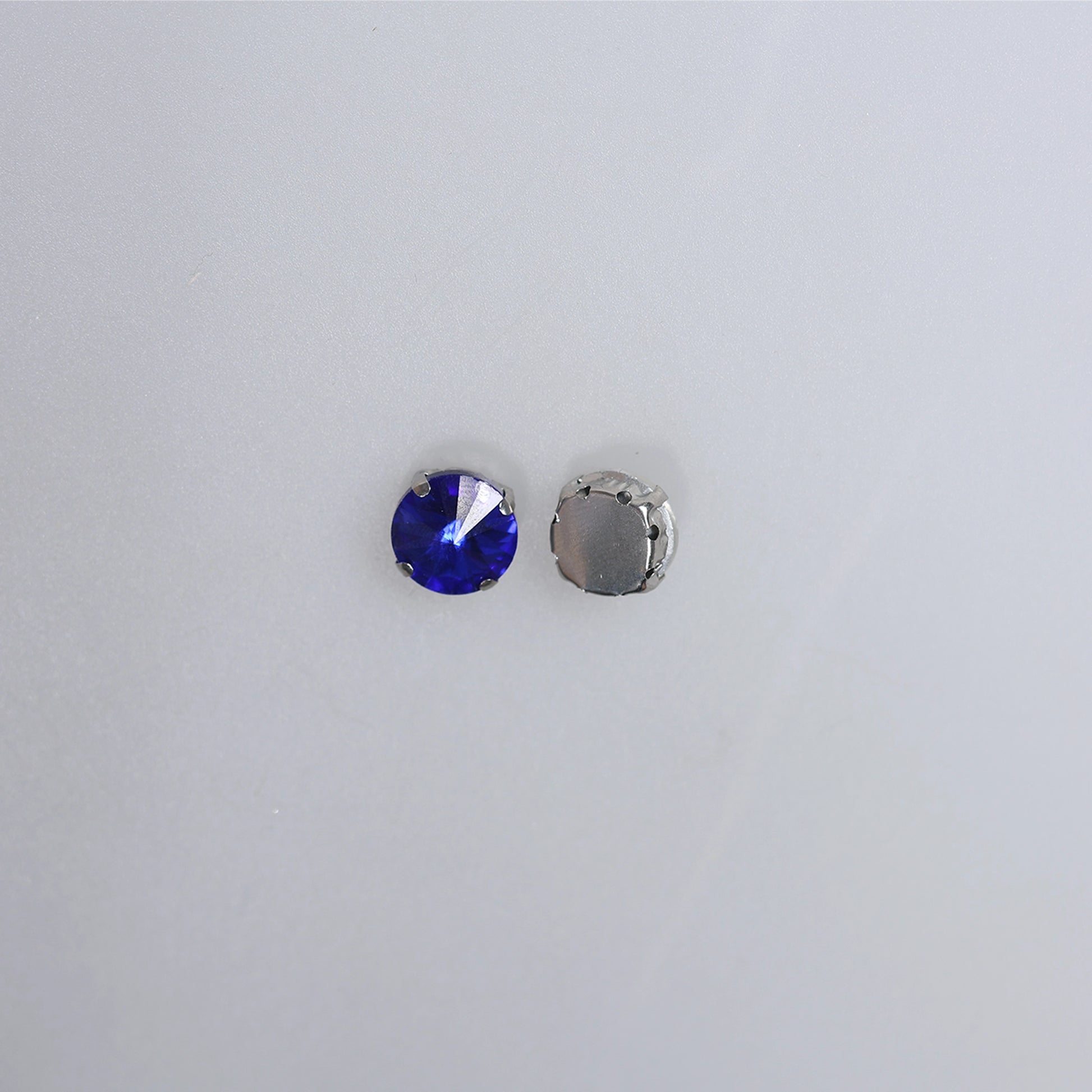 Piatră pentru cusut tip lacrimă 1.2x1.2 cm - Ahura