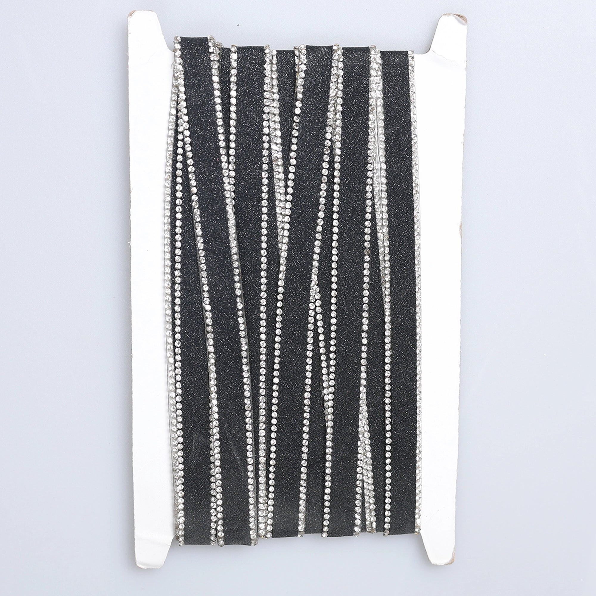 Aplicatii cu strasuri M435 - Ahura