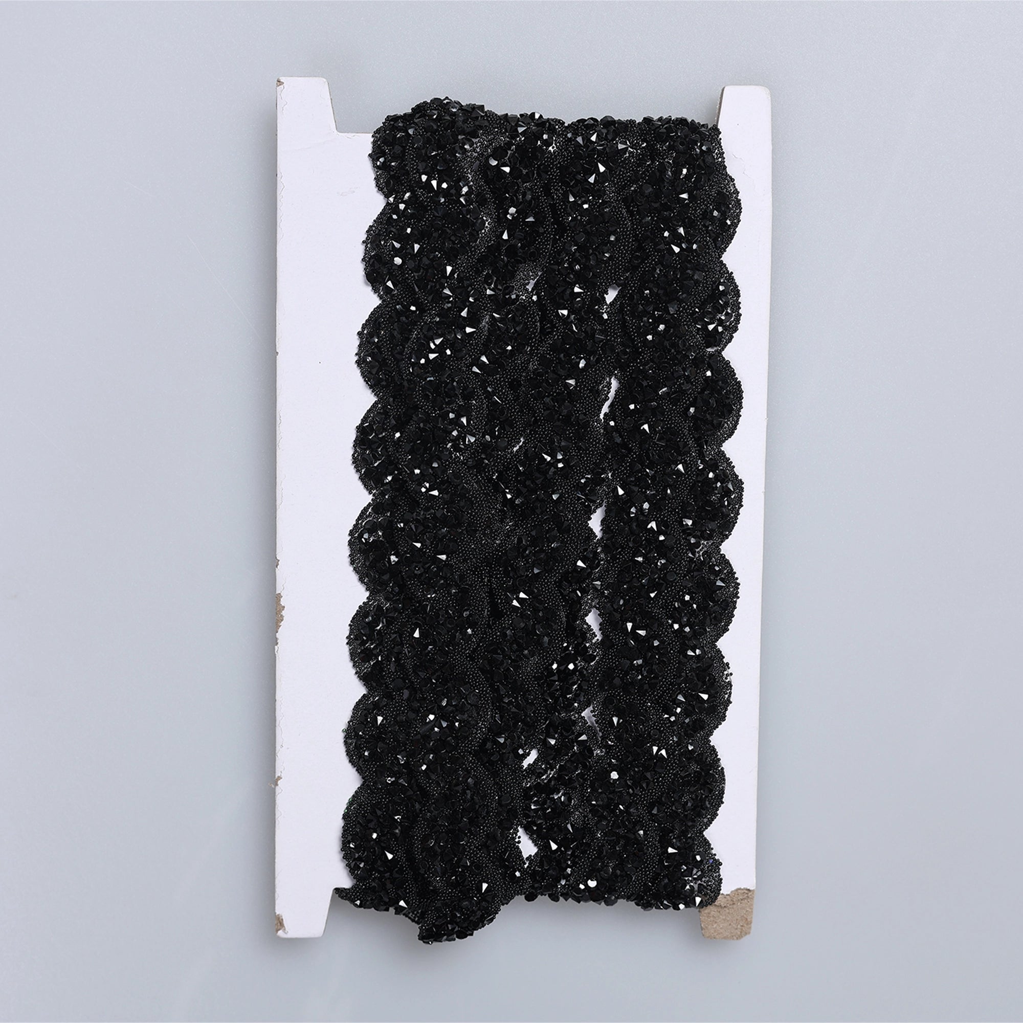 Aplicatii cu strasuri M288 - Ahura