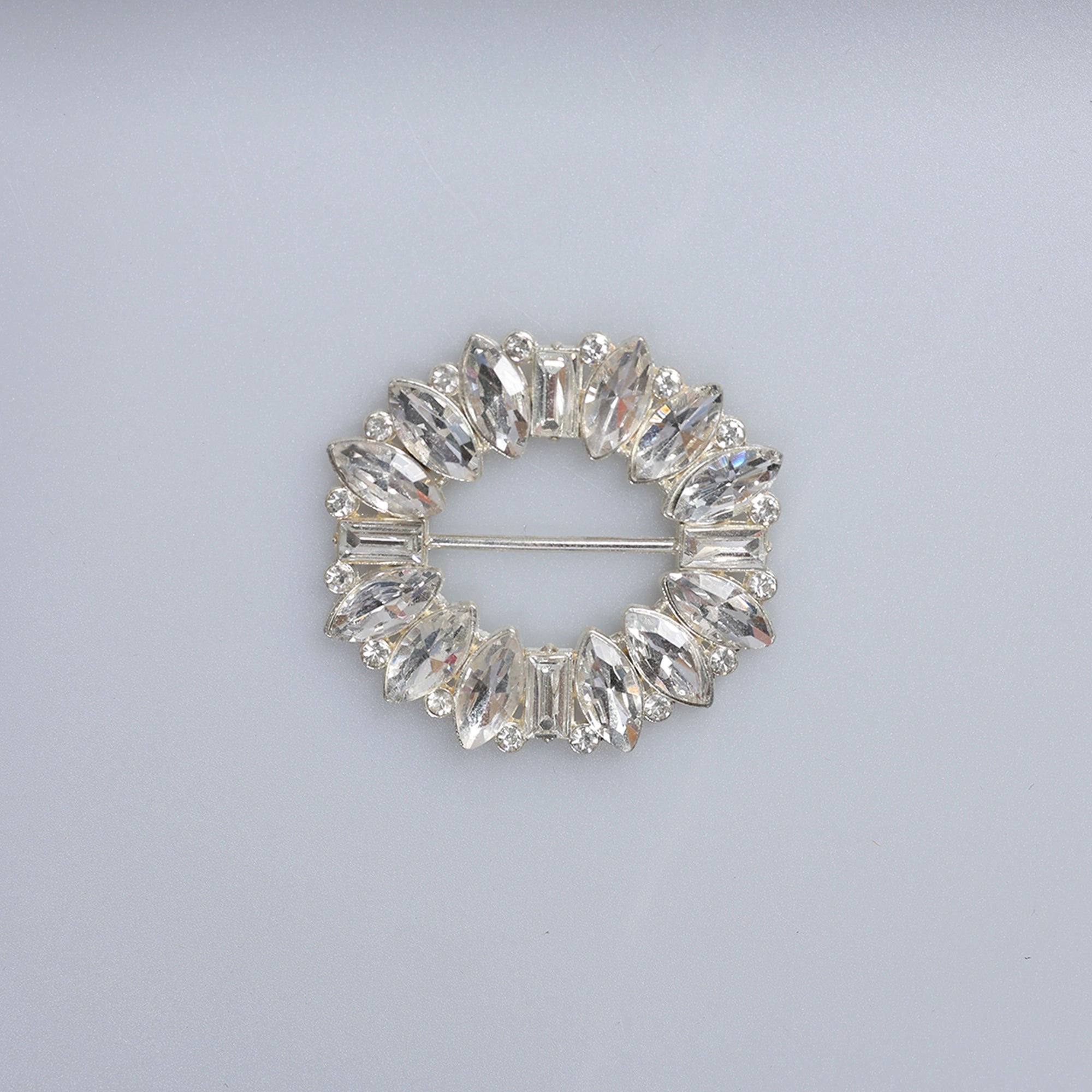 Catarame cu strasuri M83 - Ahura