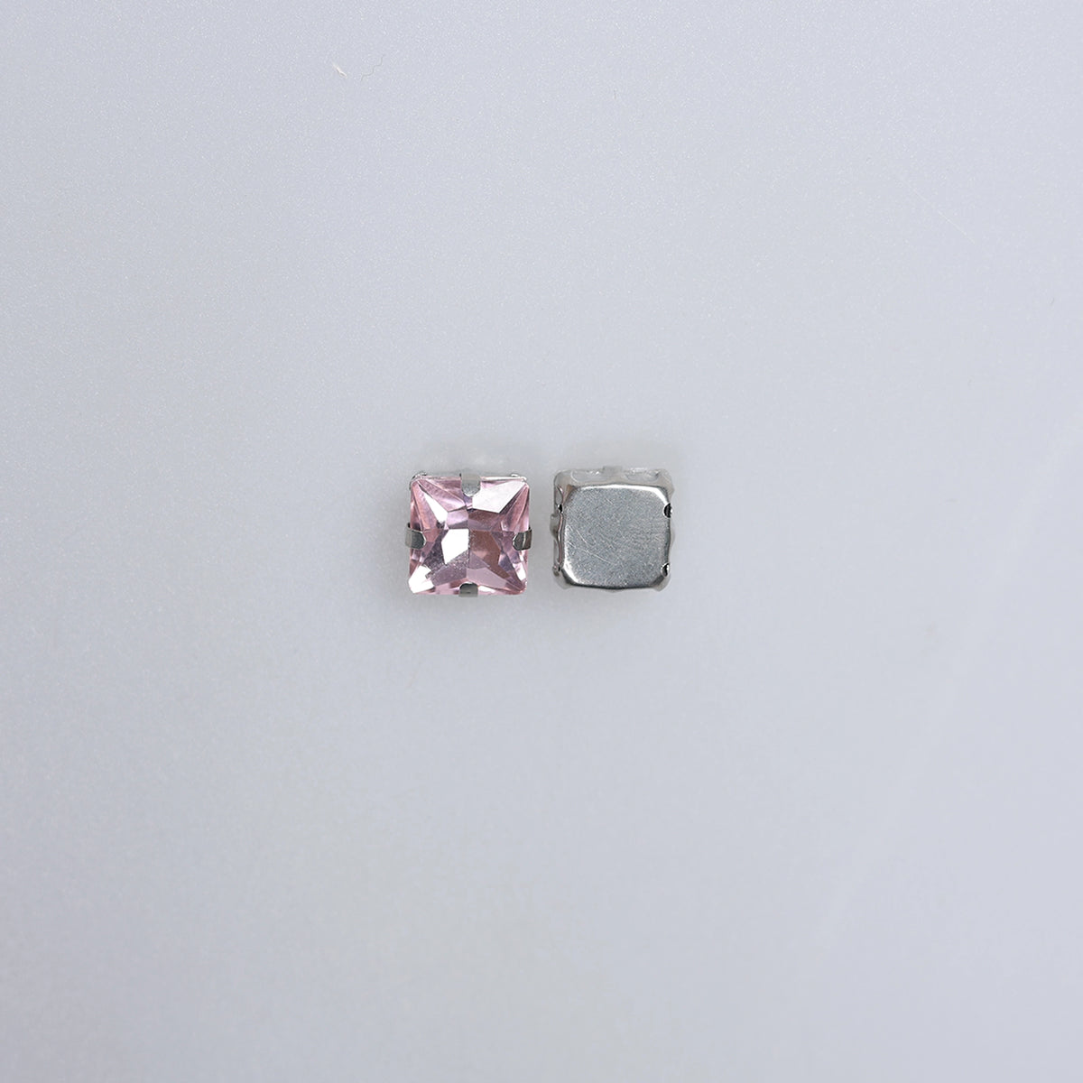 Piatră pentru cusut tip lacrimă 1x1 cm - Ahura