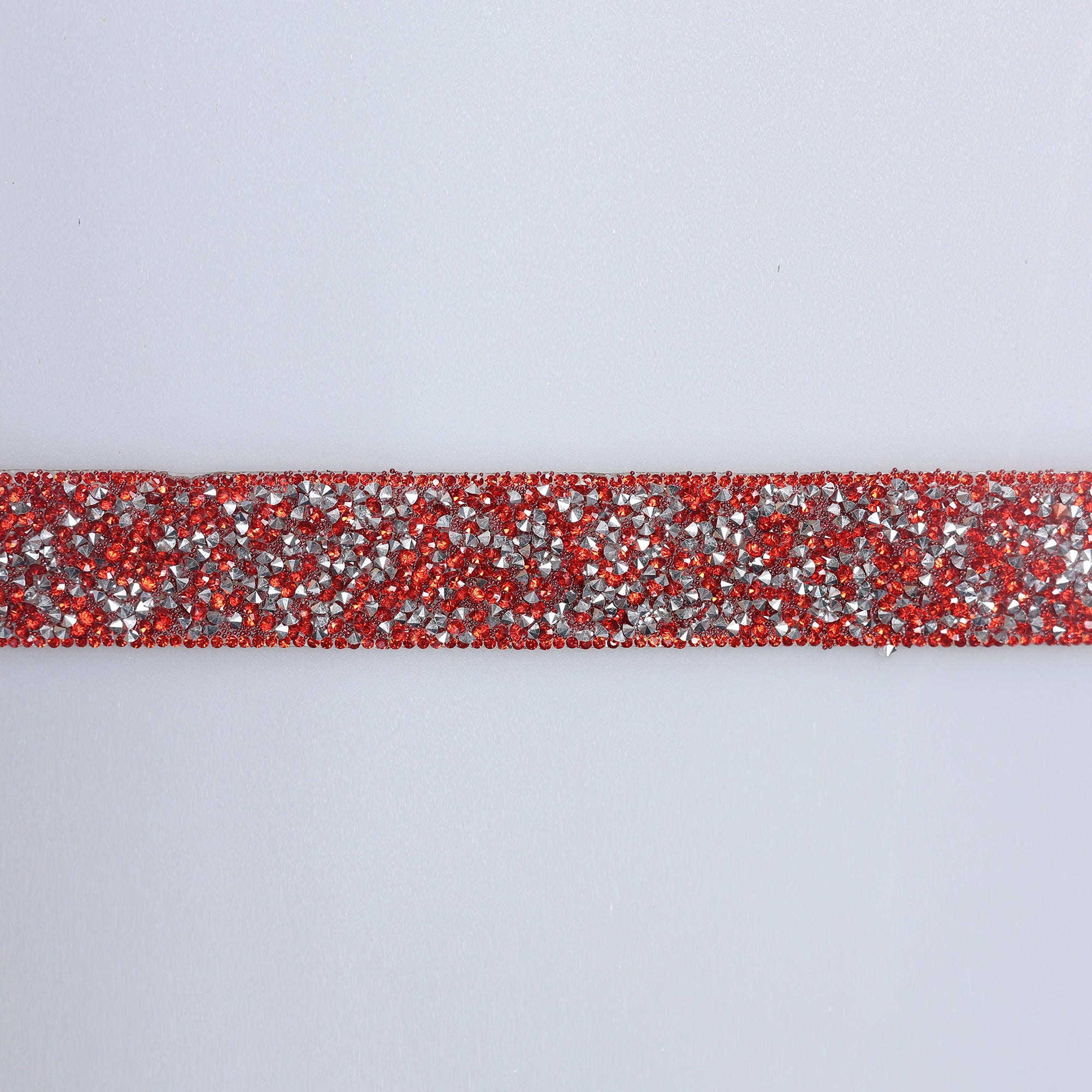 Aplicatii cu strasuri M449 - Ahura