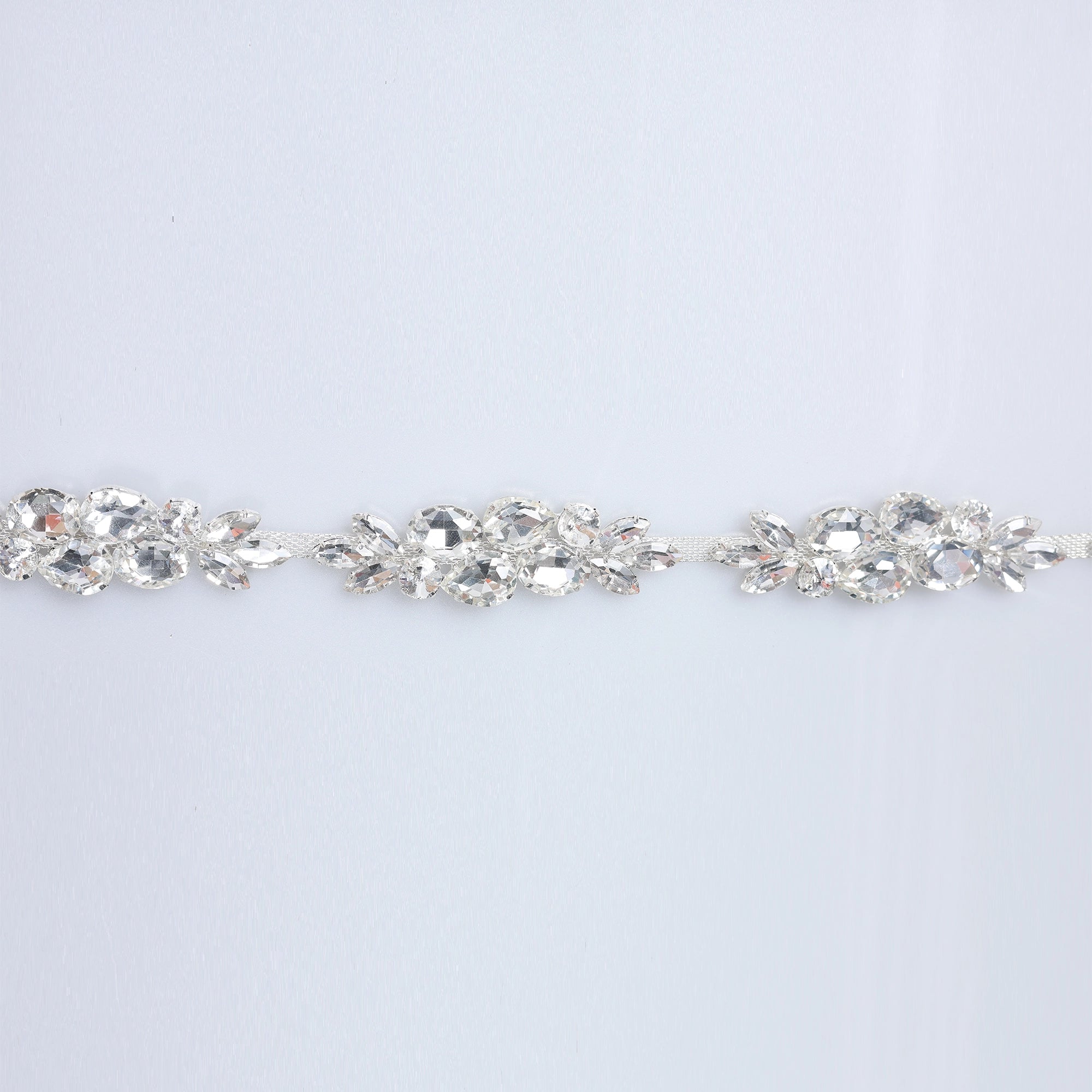 Banda cu strasuri M62 - Ahura