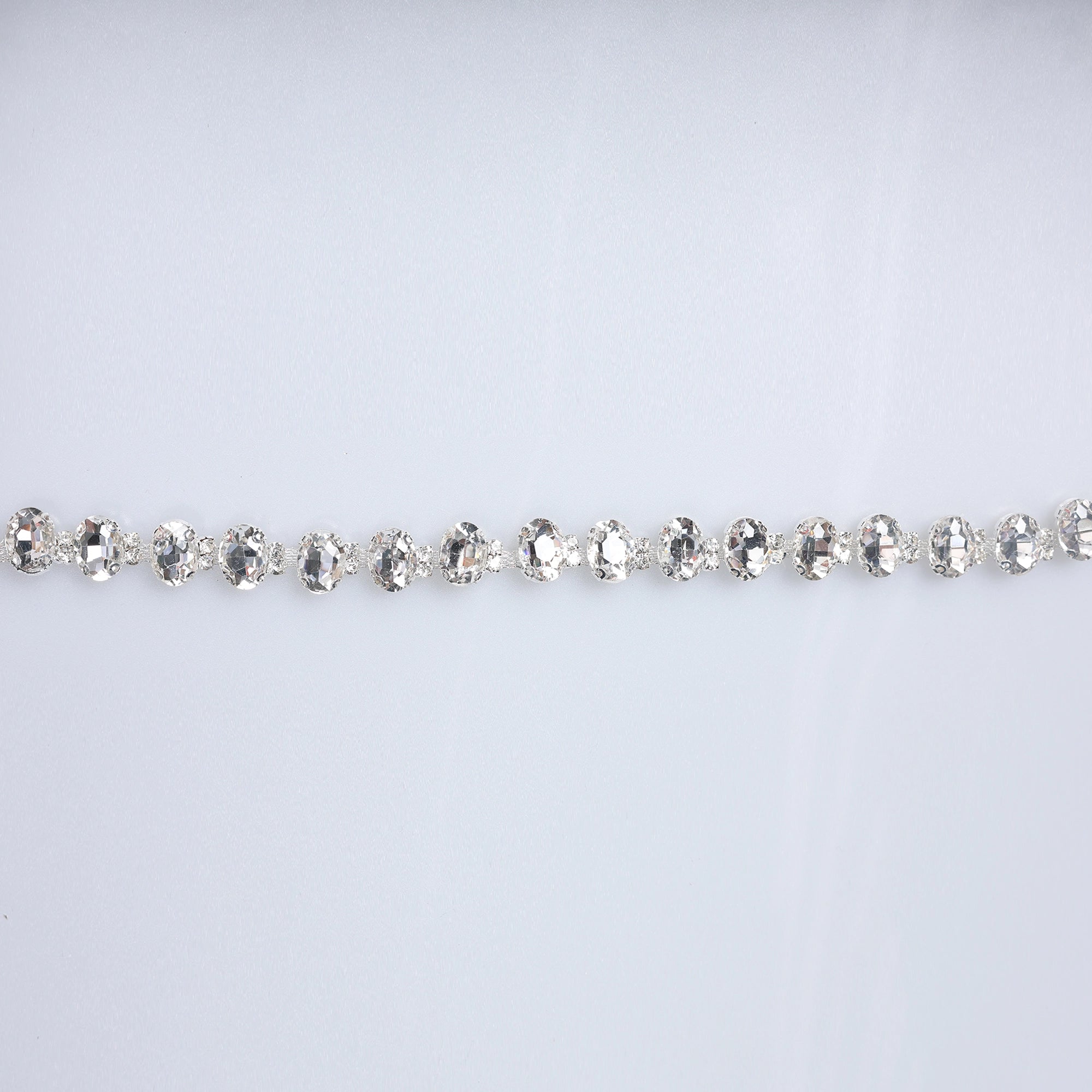 Banda cu strasuri M63 - Ahura