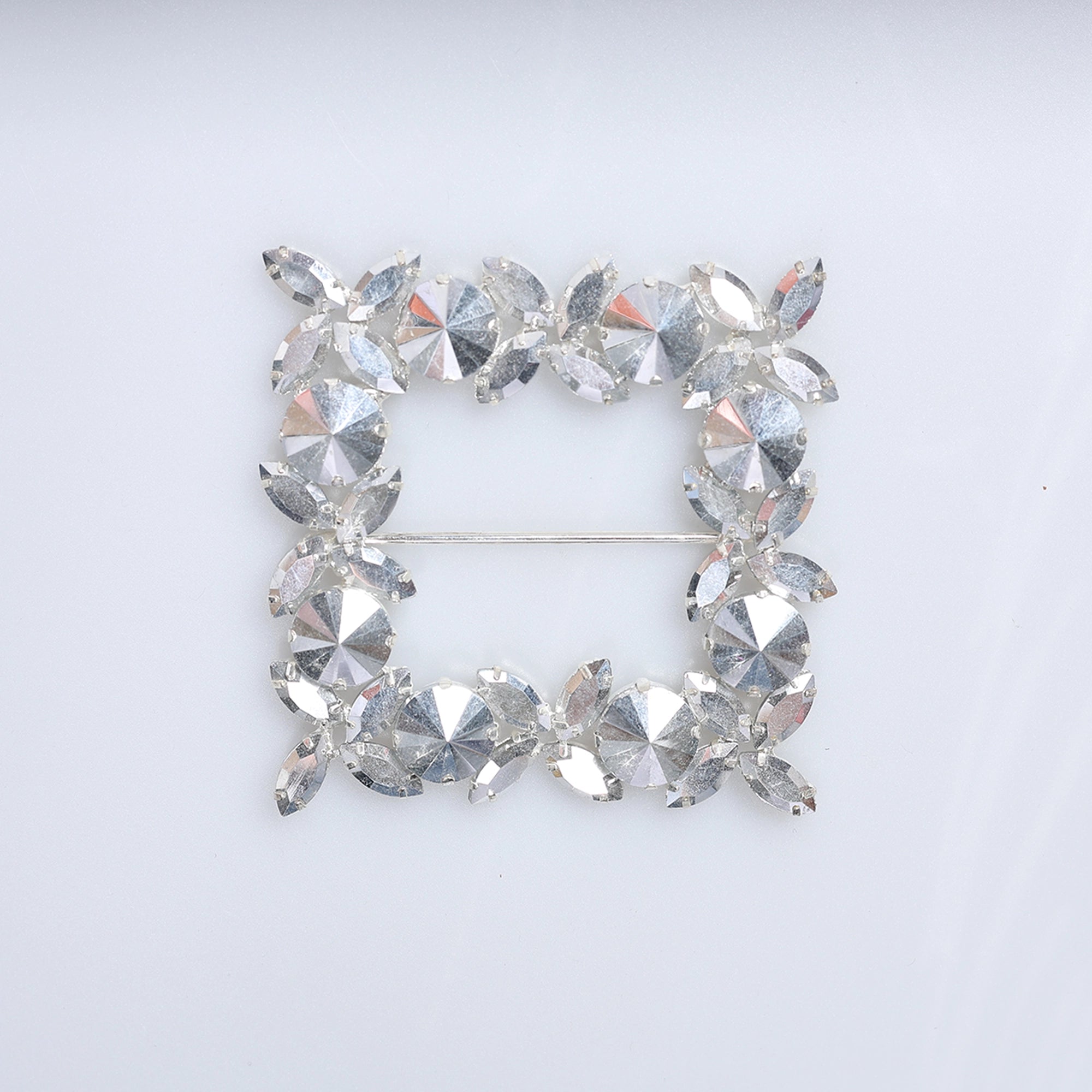 Catarame cu strasuri M93 - Ahura