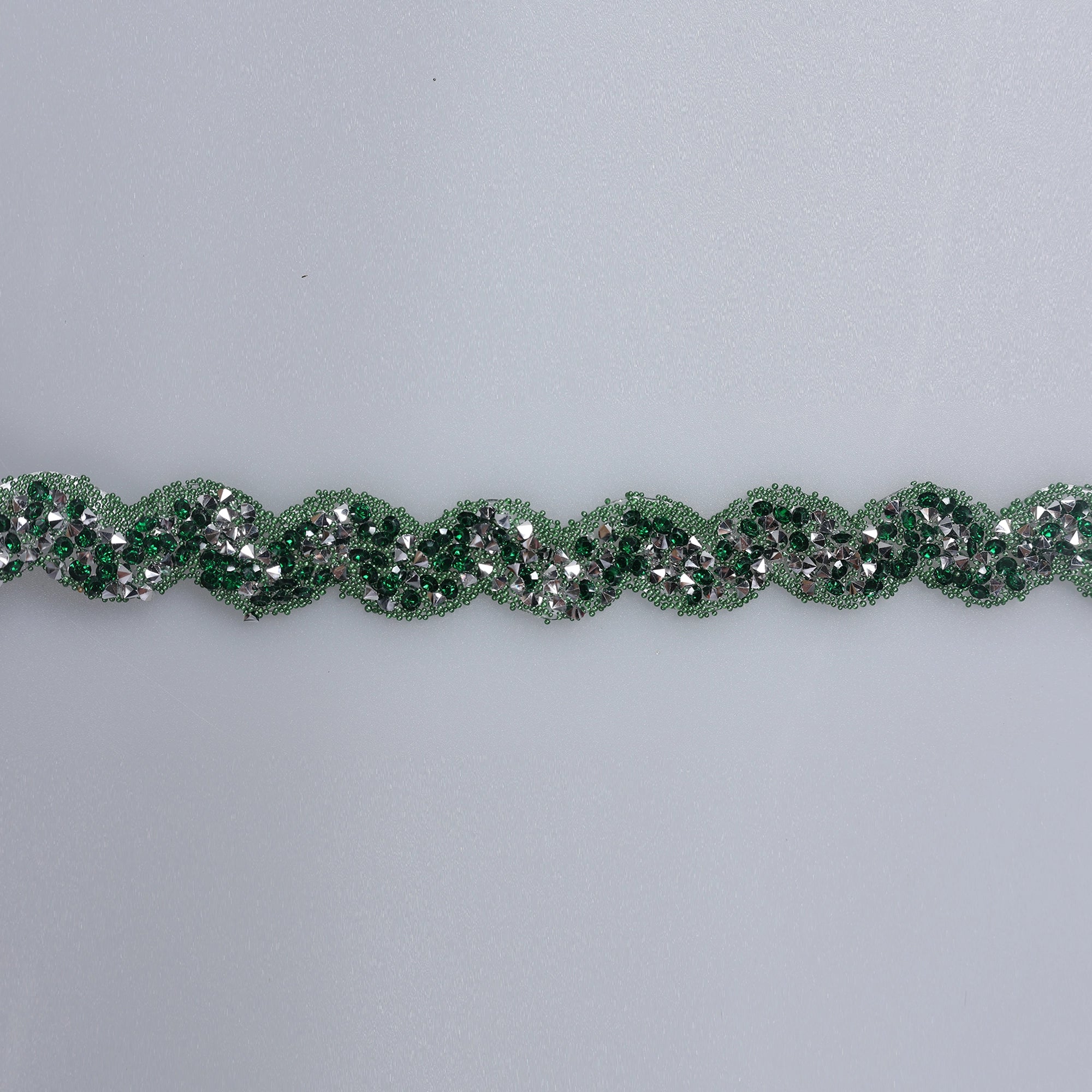 Aplicatii cu strasuri M289 - Ahura