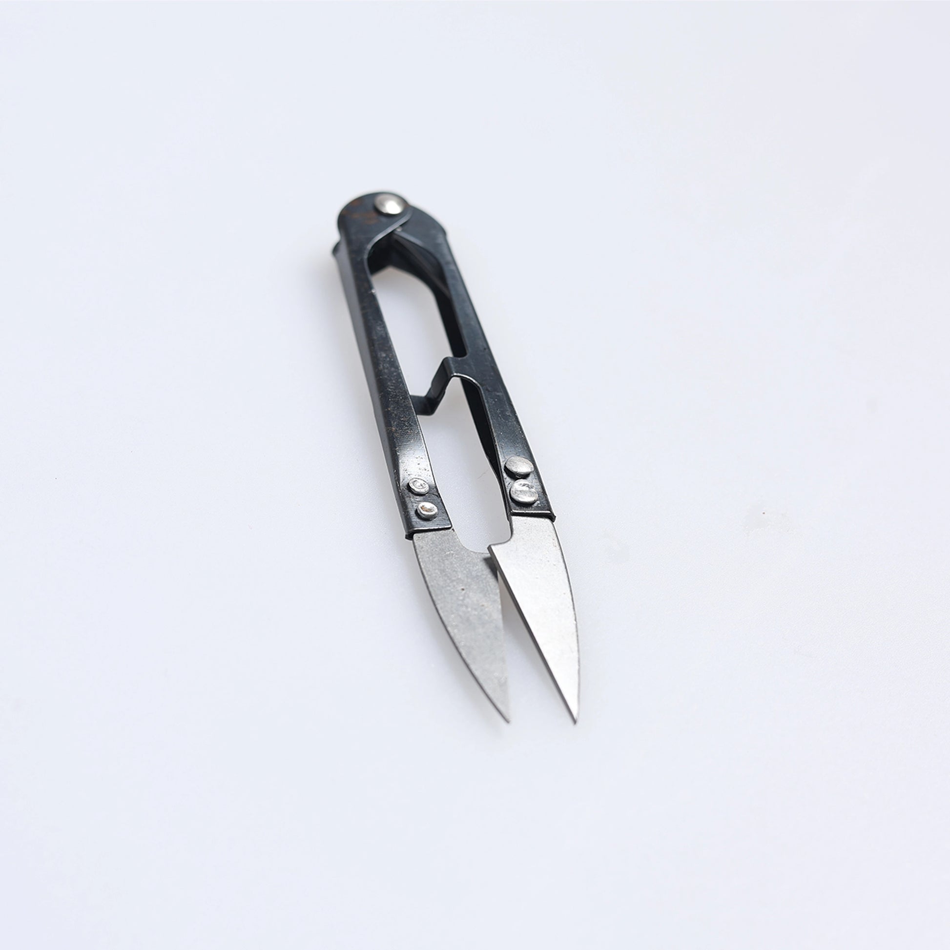 Foarfecă de fir snips cu mâner negru - Ahura