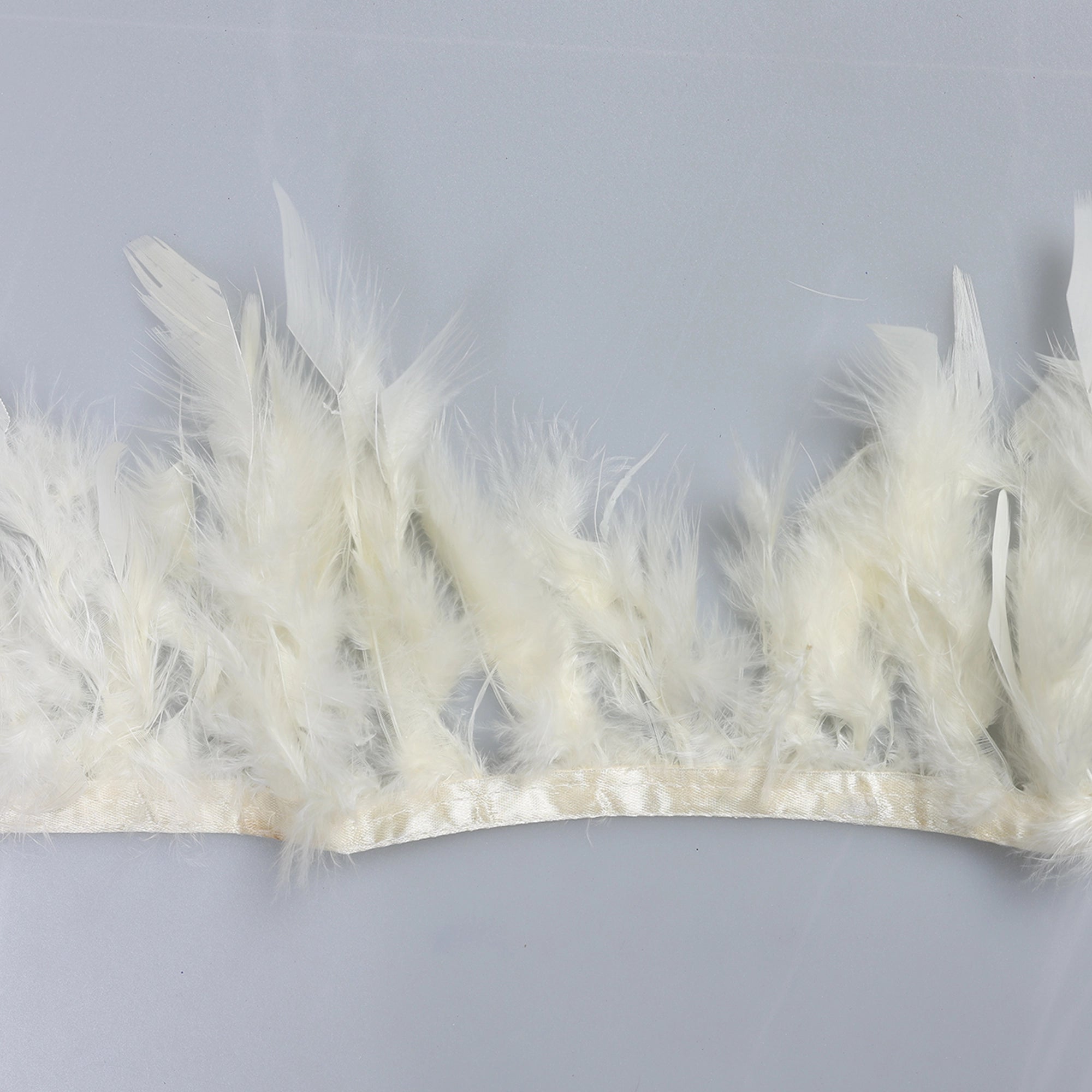 Pene de gâscă pe bandă M260 - Ahura