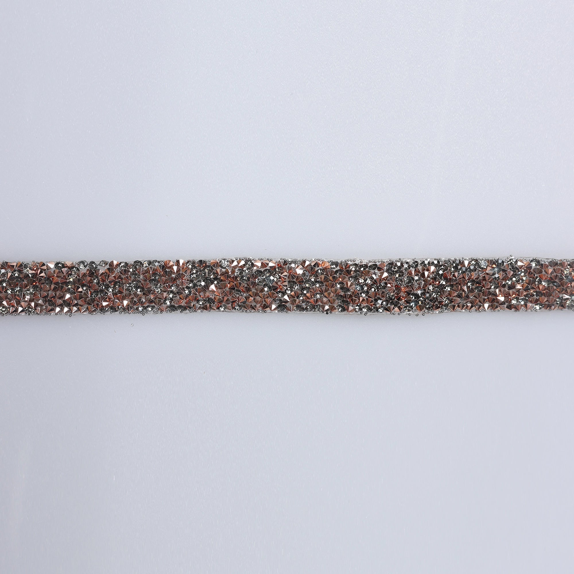 Aplicatii cu strasuri M362 - Ahura