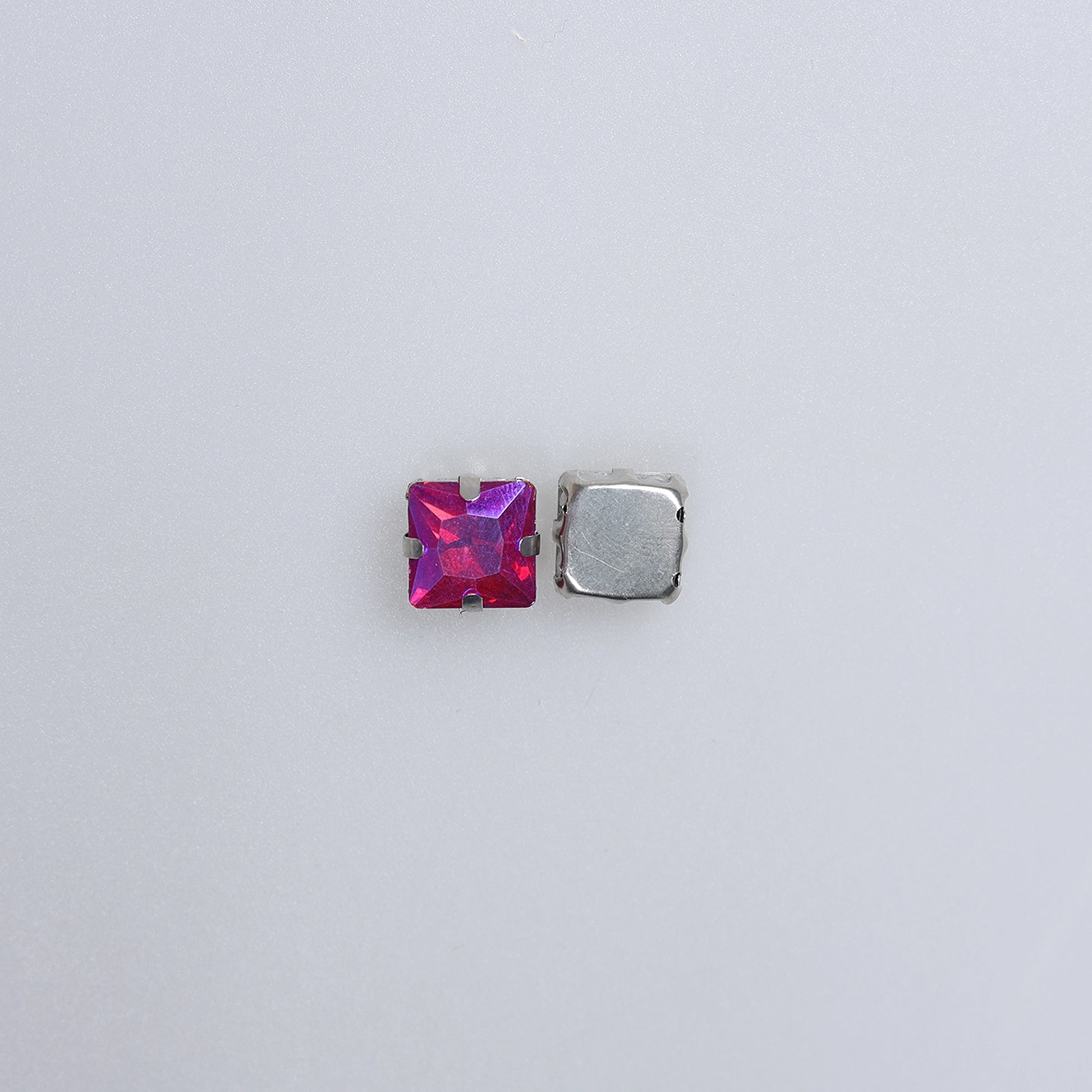 Piatră pentru cusut tip lacrimă 1x1 cm - Ahura