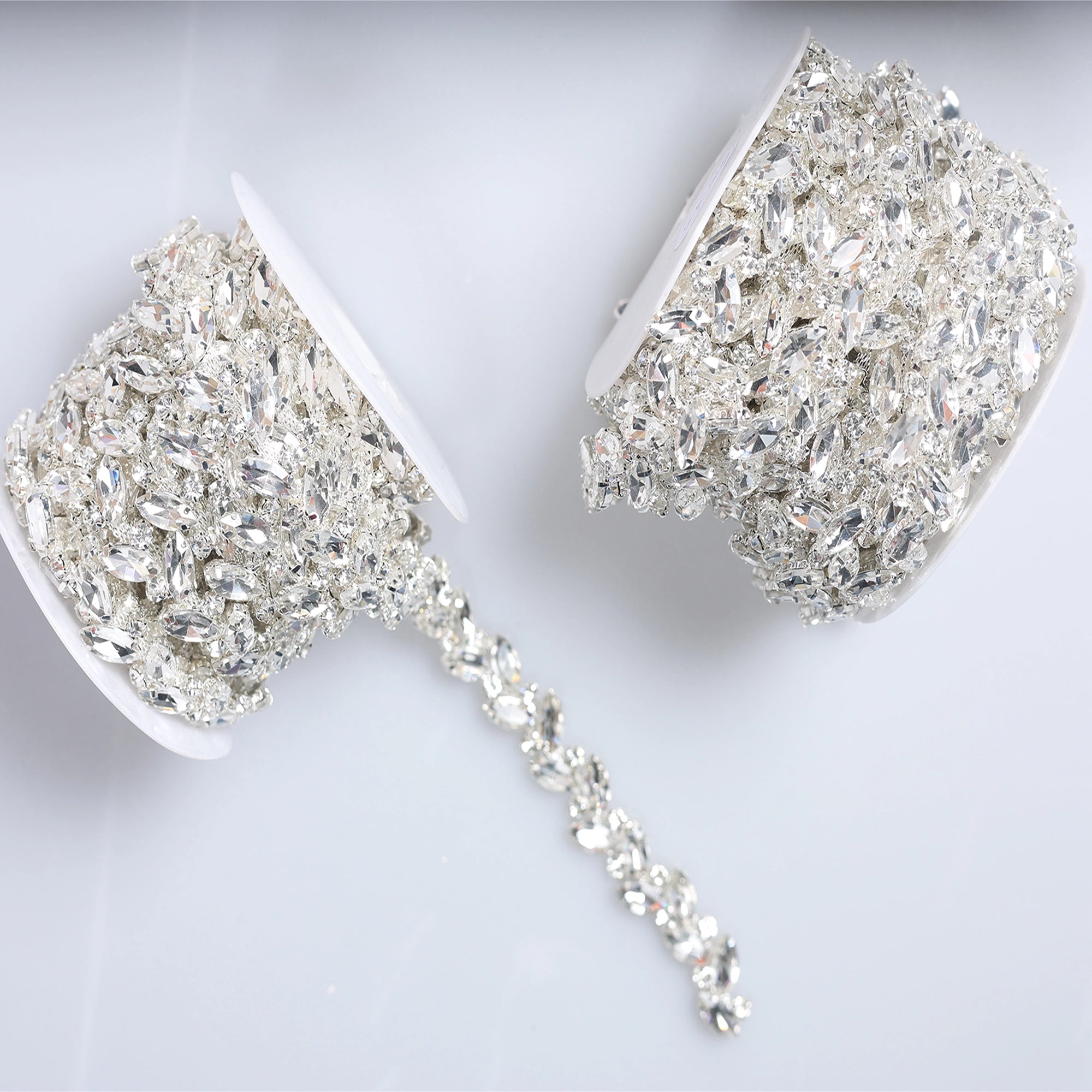 Banda cu strasuri M65 - Ahura