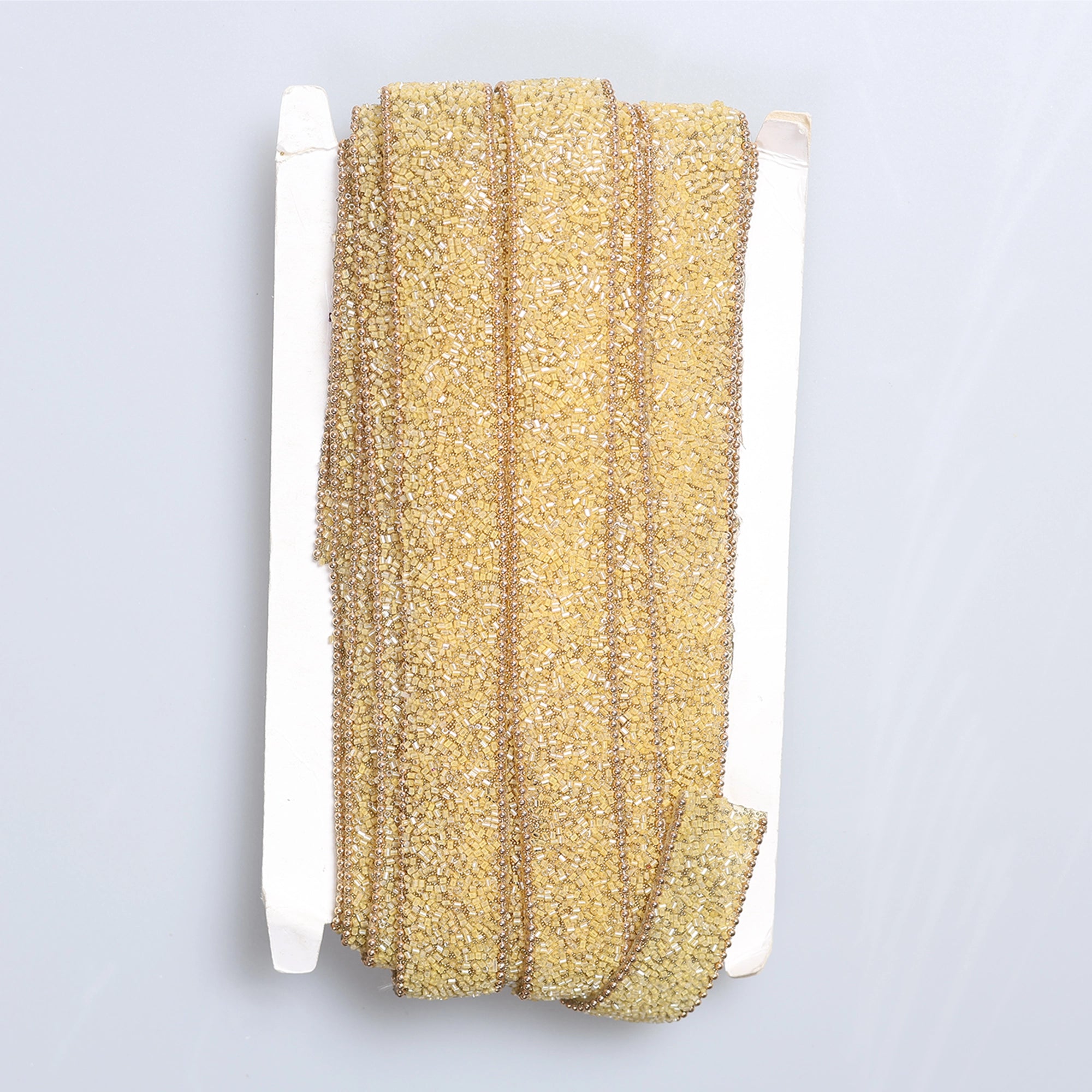 Aplicatii cu strasuri M458 - Ahura