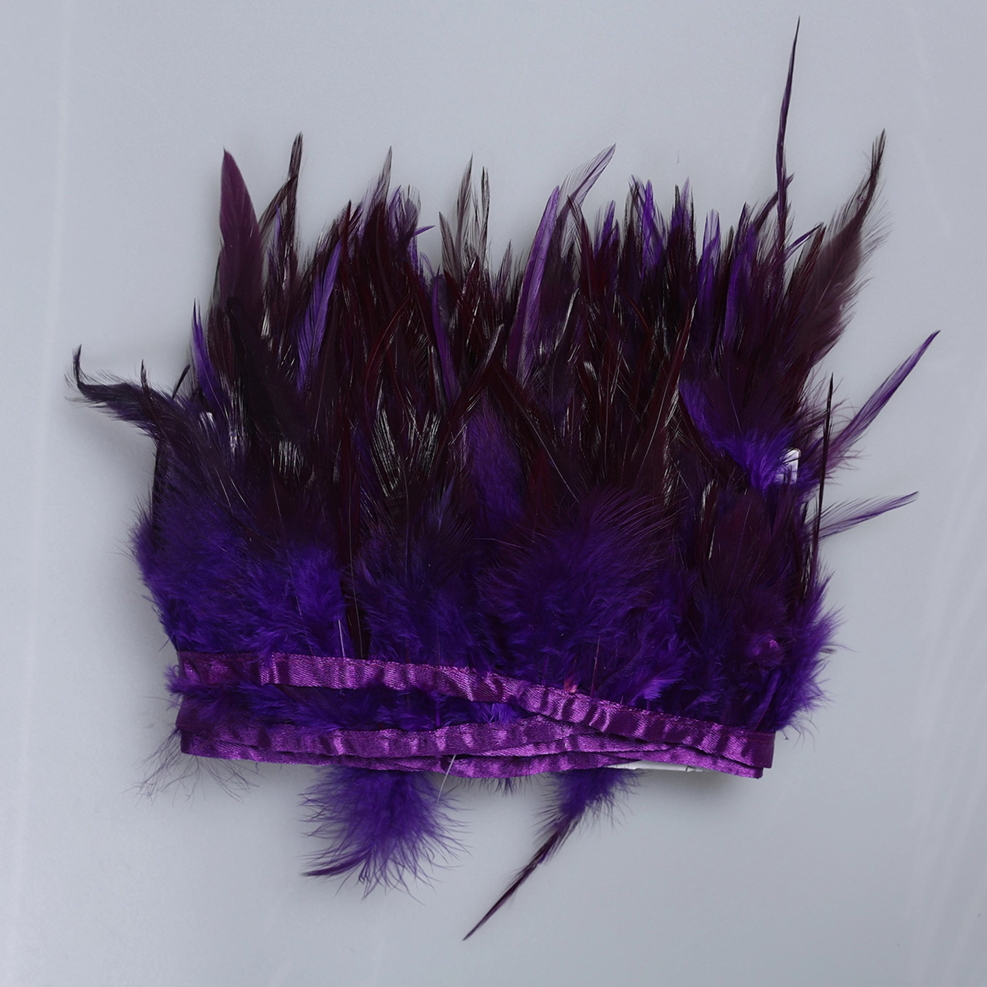 Pene scurte de Cocoș pe bandă M342 - Ahura