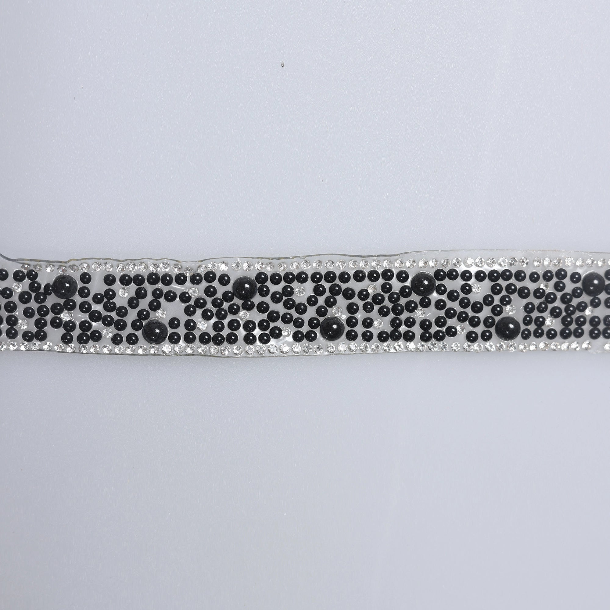 Aplicatii cu strasuri M467 - Ahura