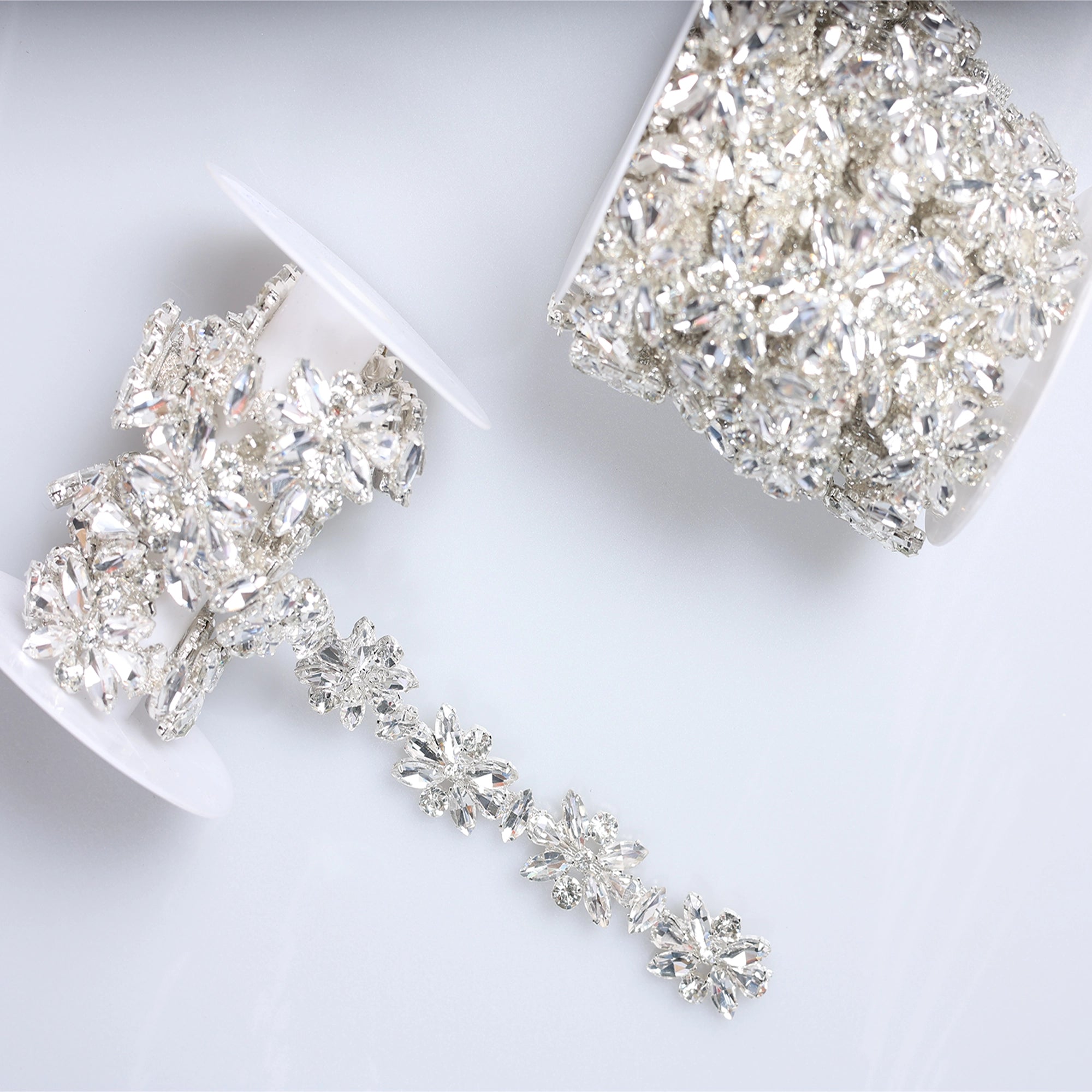 Banda cu strasuri M111 - Ahura