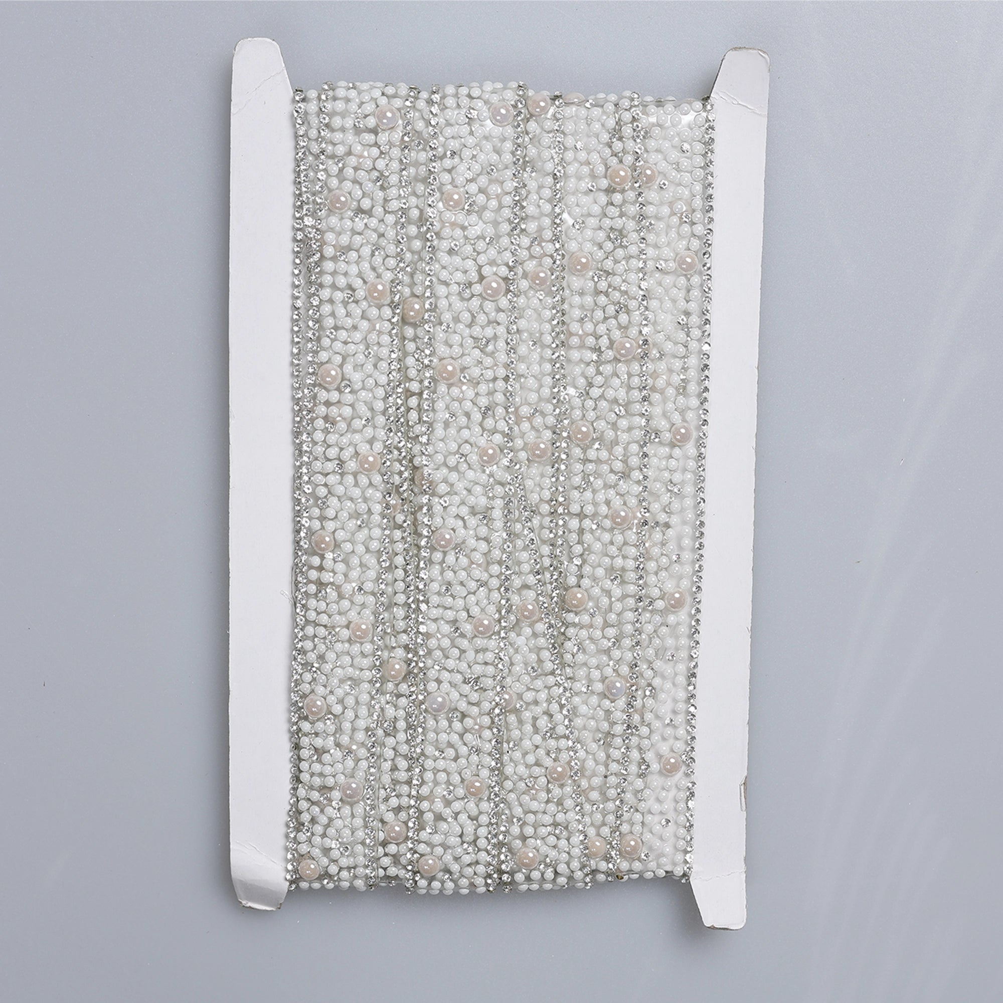 Aplicatii cu strasuri M469 - Ahura