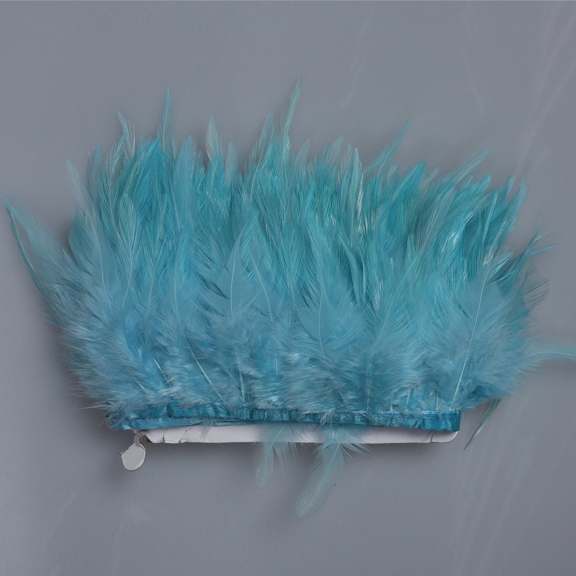 Pene scurte de Cocoș pe bandă M358 - Ahura