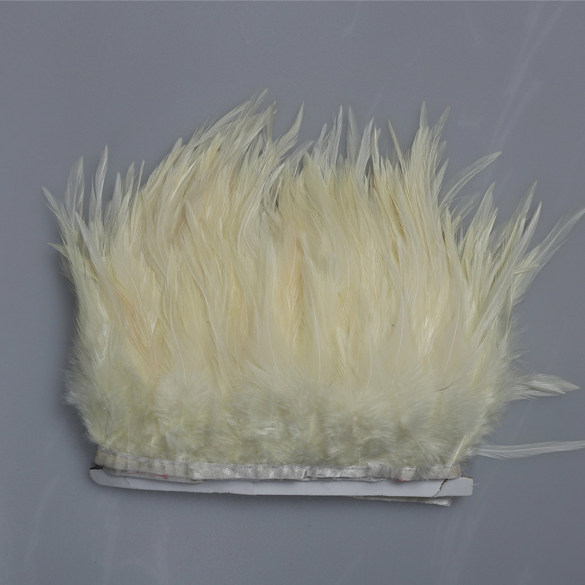 Pene scurte de Cocoș pe bandă M362 - Ahura