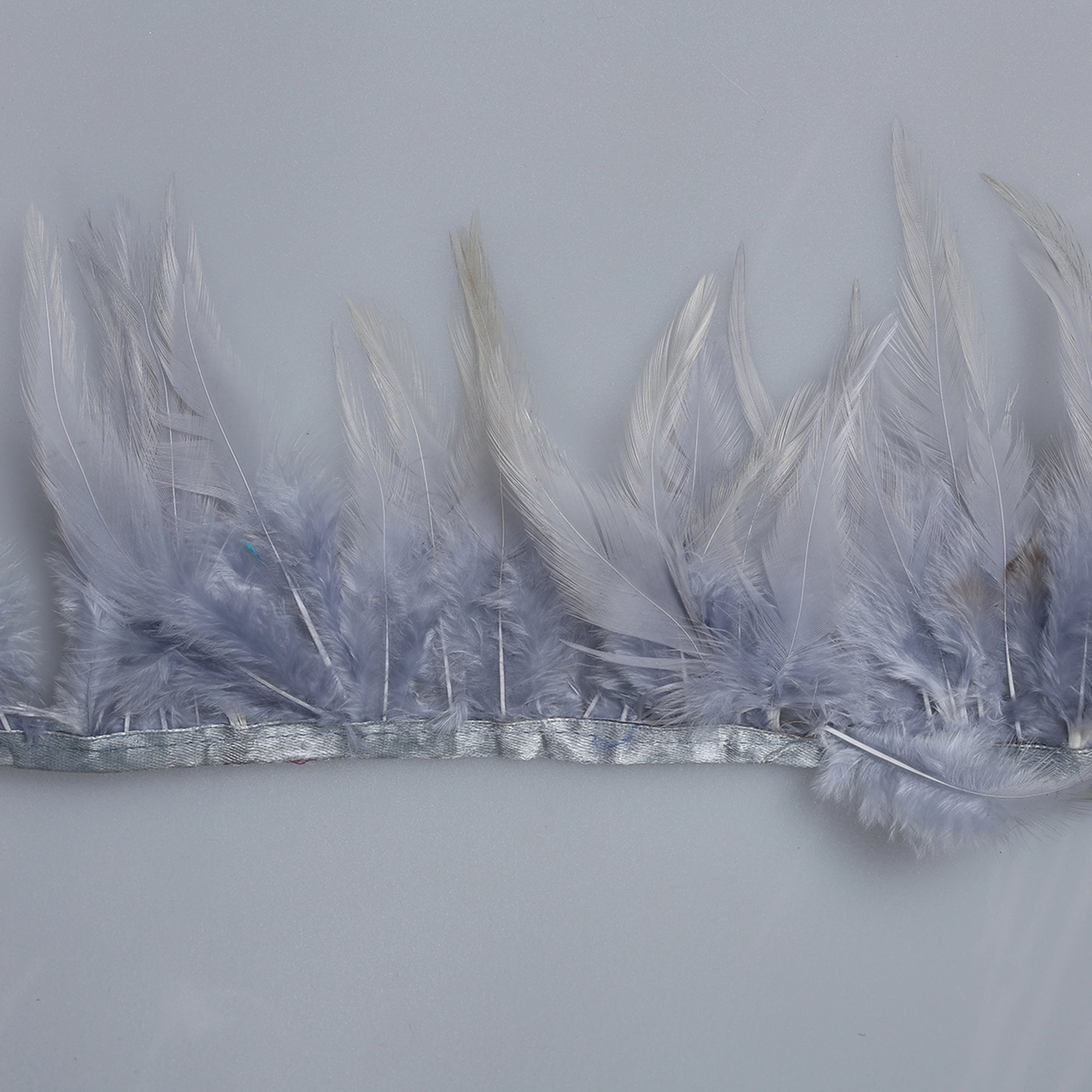 Pene scurte de Cocoș pe bandă M364 - Ahura