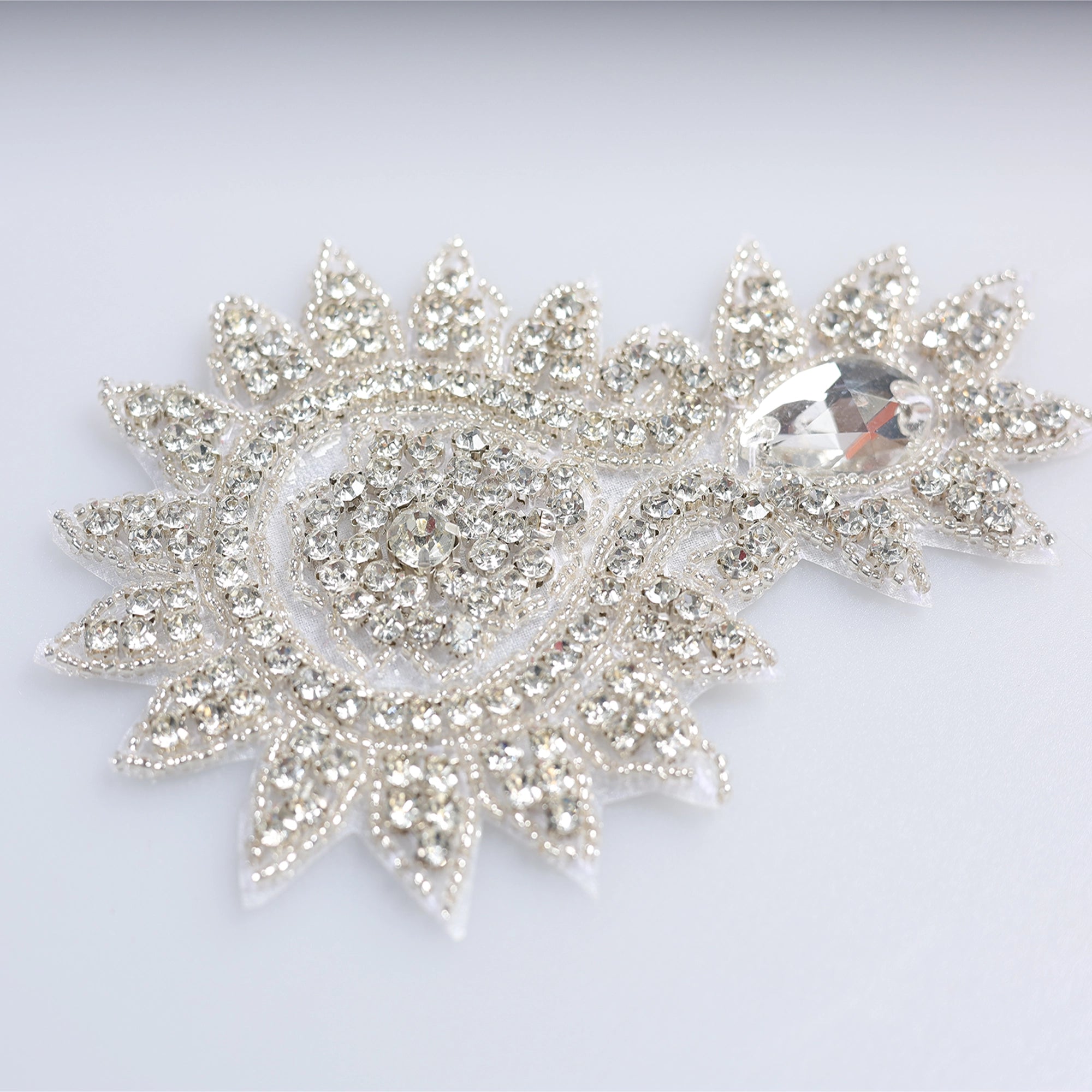 Aplicatii cu strasuri M118 - Ahura