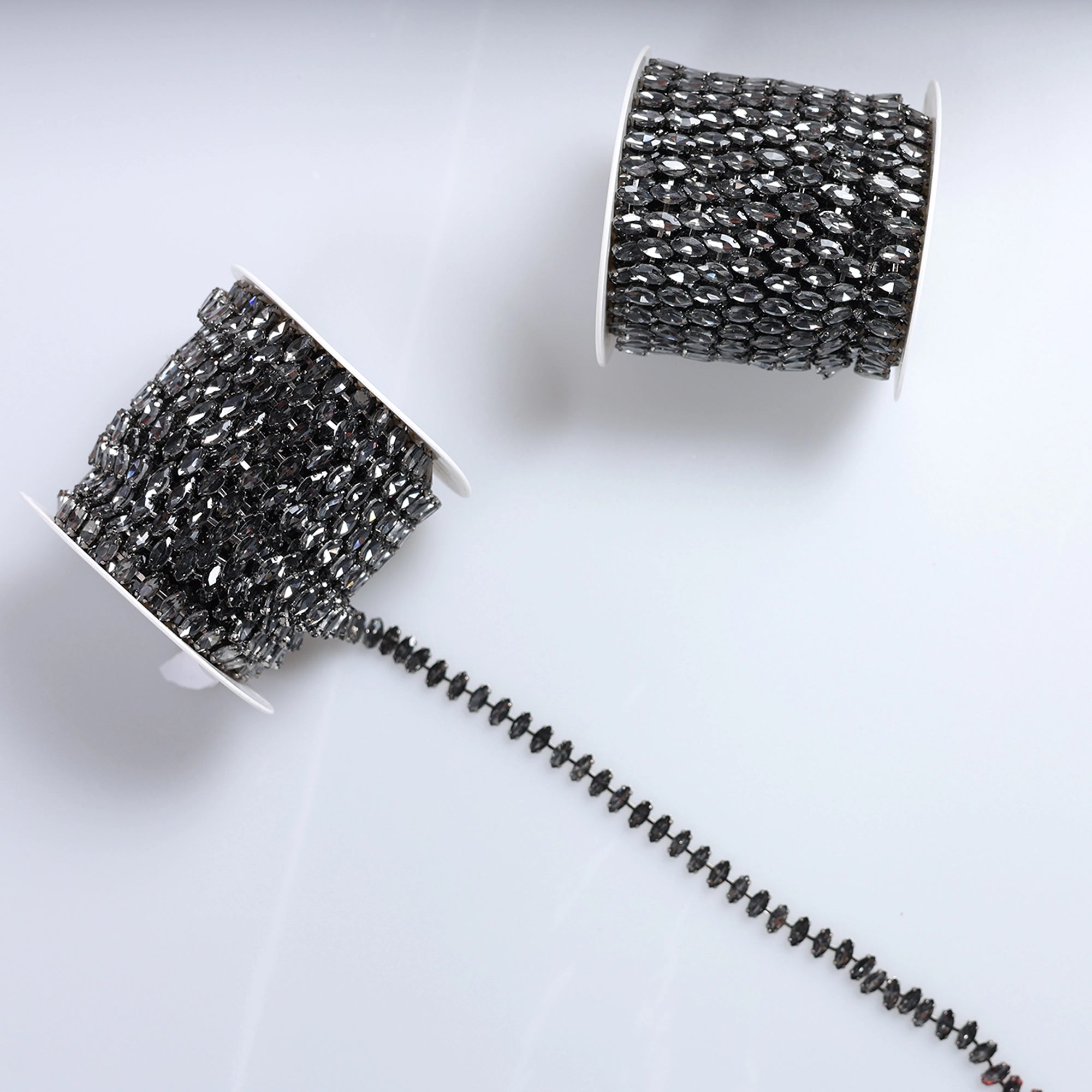 Banda cu strasuri M10 - Ahura