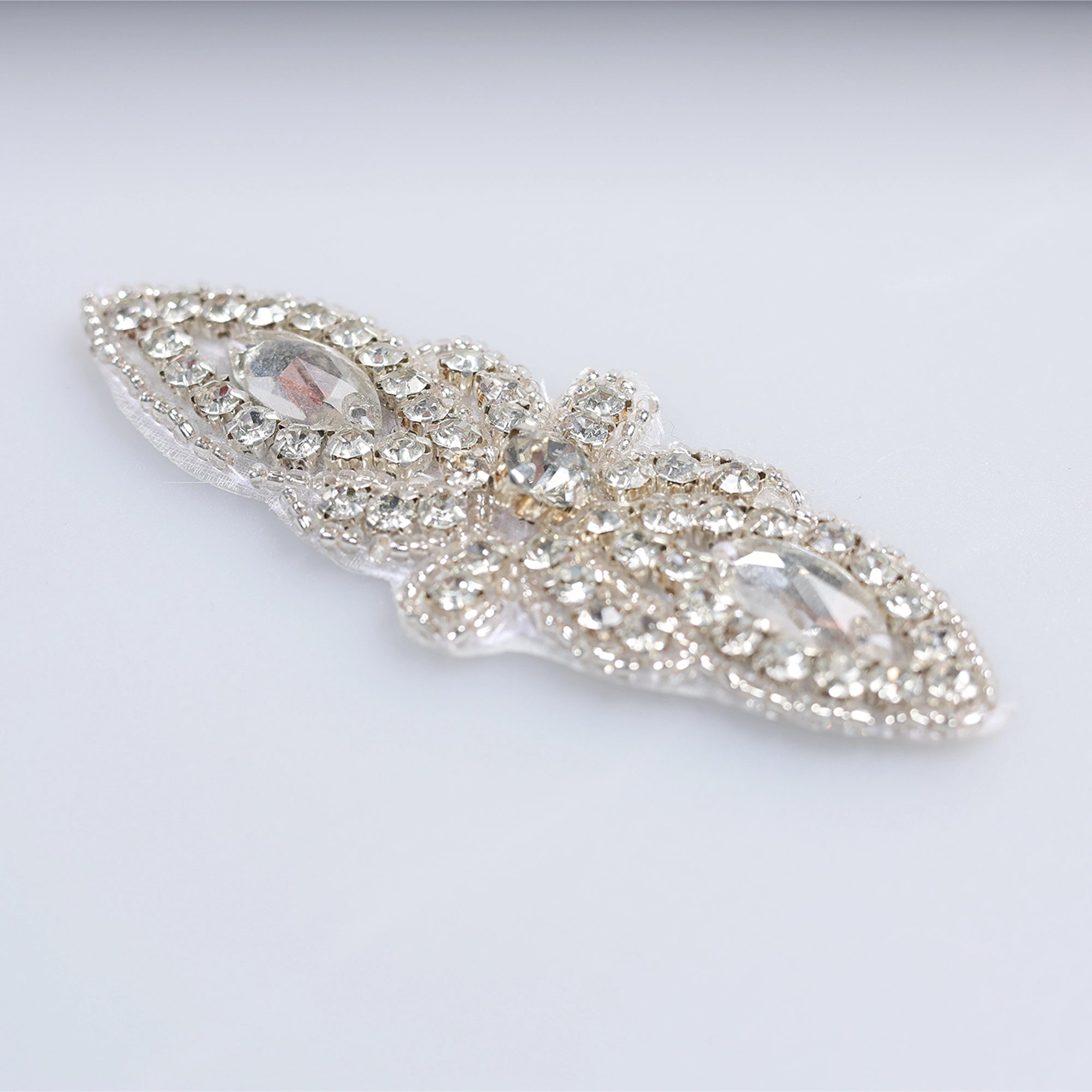 Aplicatii cu strasuri M123 - Ahura