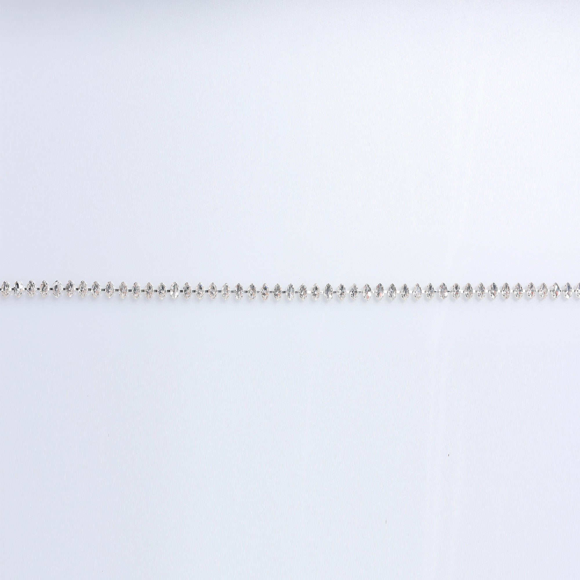 Banda cu strasuri M10 - Ahura