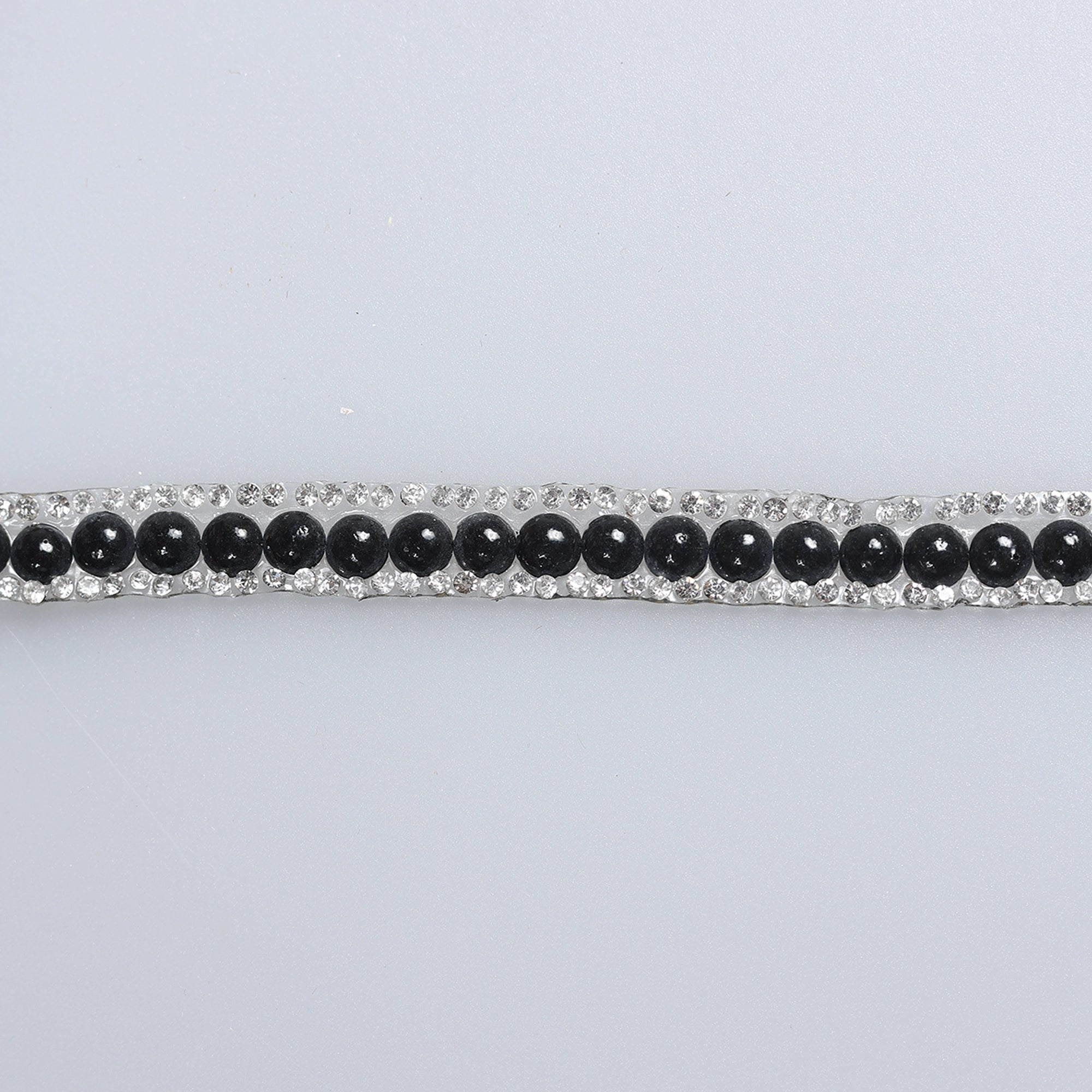 Aplicatii cu strasuri M493 - Ahura