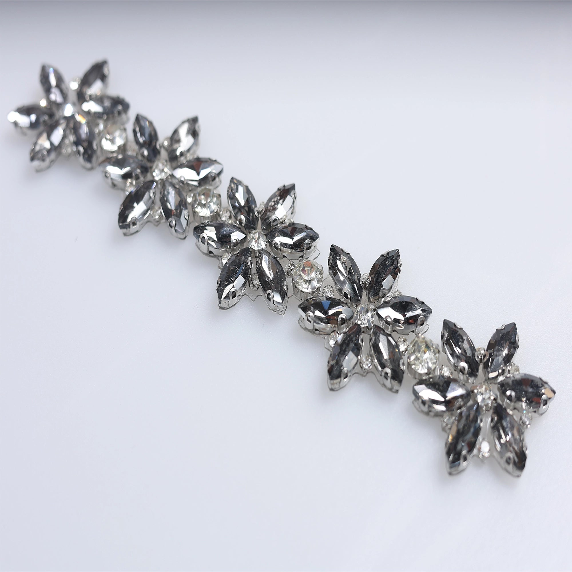 Aplicatii cu strasuri M194 - Ahura