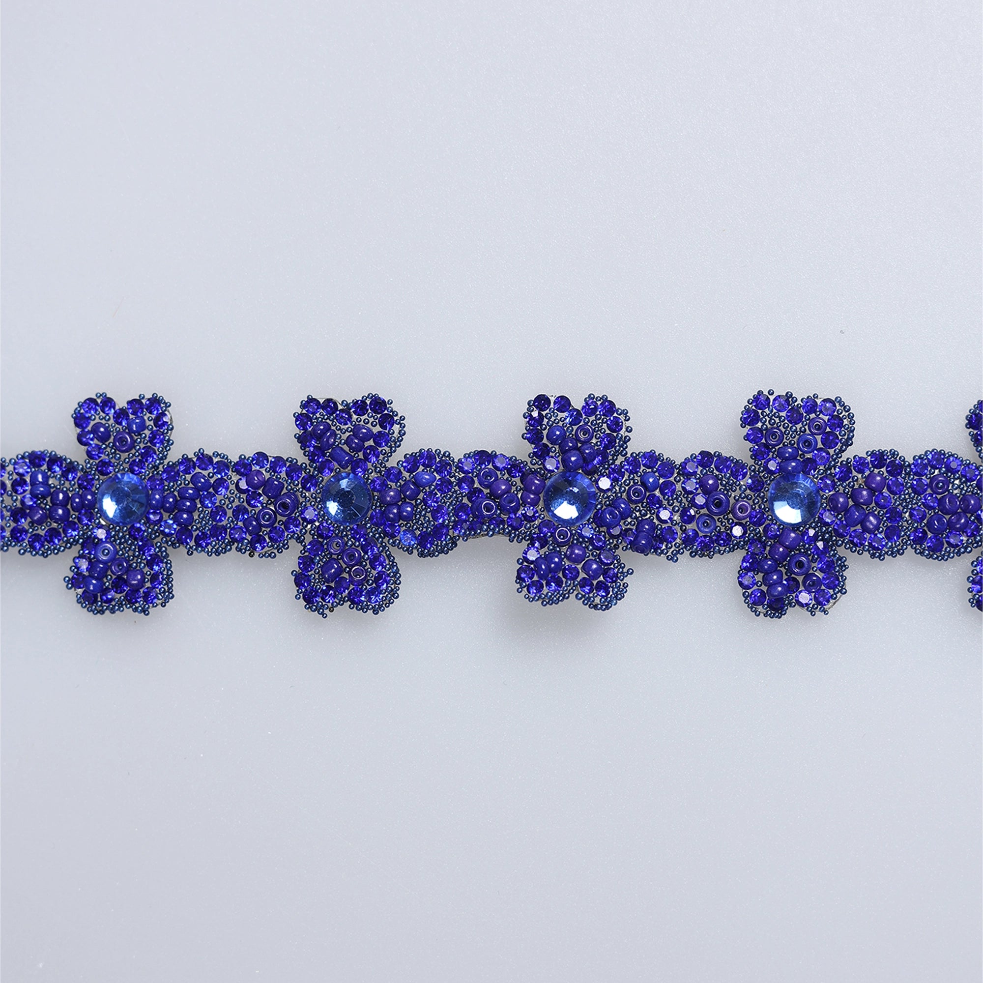 Aplicatii cu strasuri M498 - Ahura