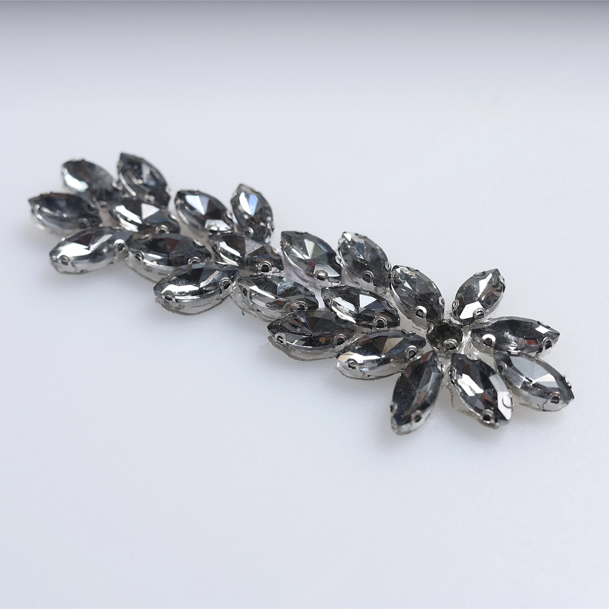 Aplicatii cu strasuri M198 - Ahura