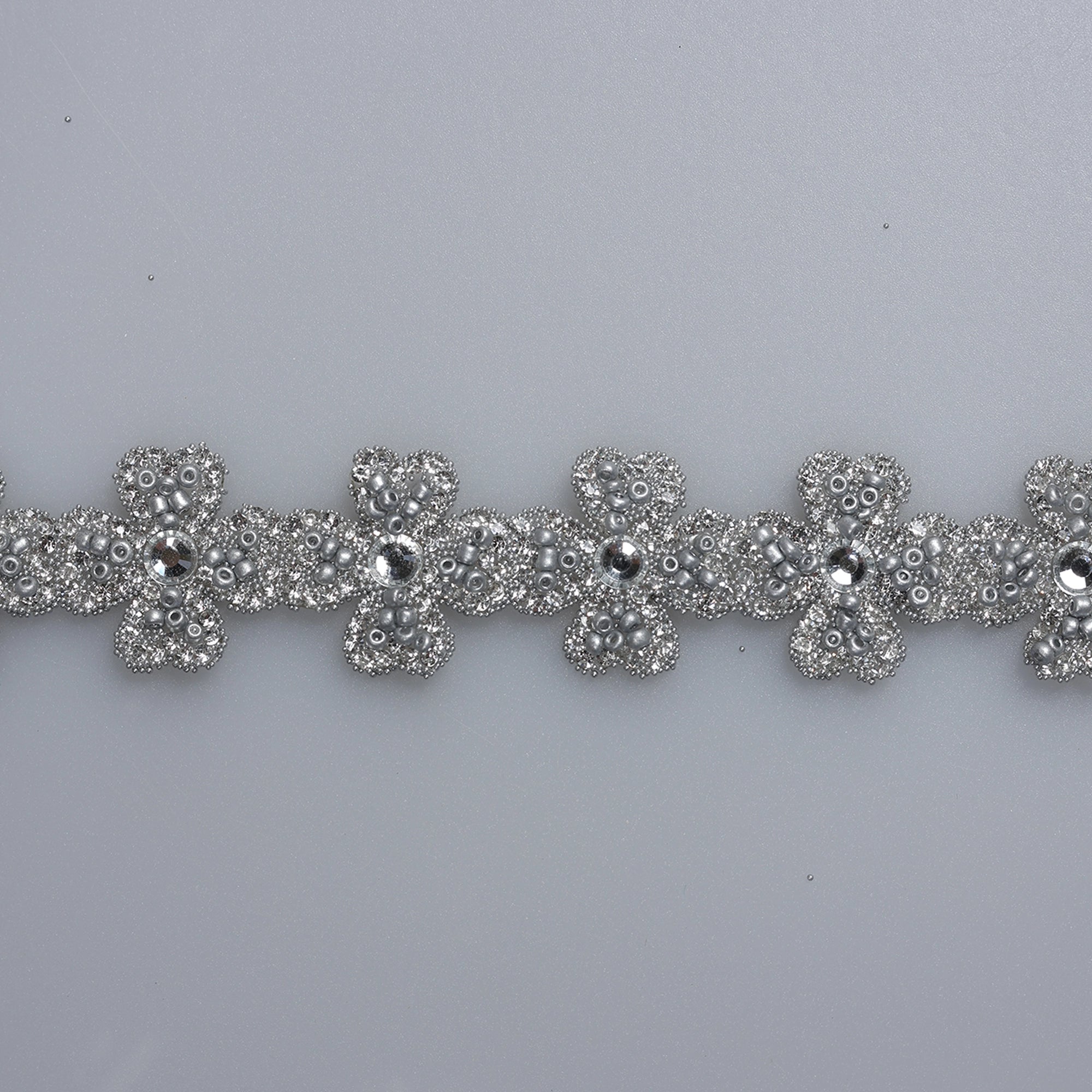 Aplicatii cu strasuri M501 - Ahura