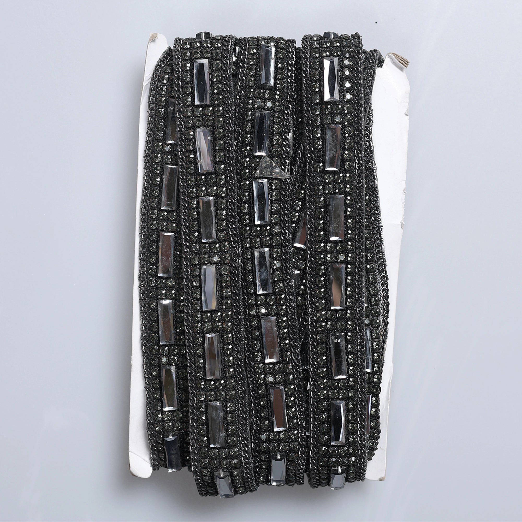 Aplicatii cu strasuri M526 - Ahura