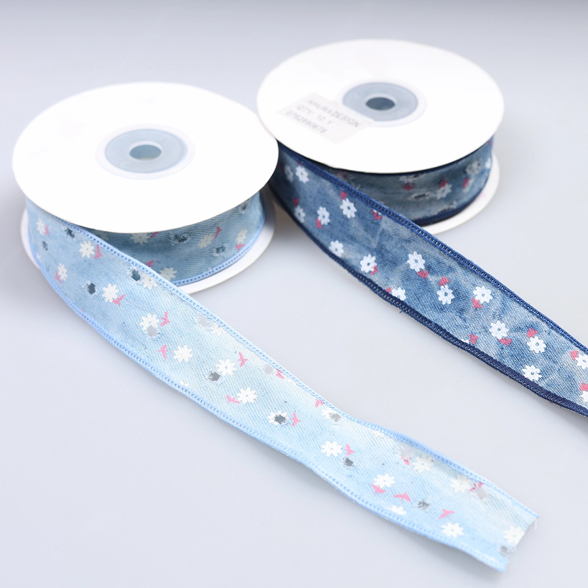 Bandă motive florale 2,5 cm albastru - Ahura